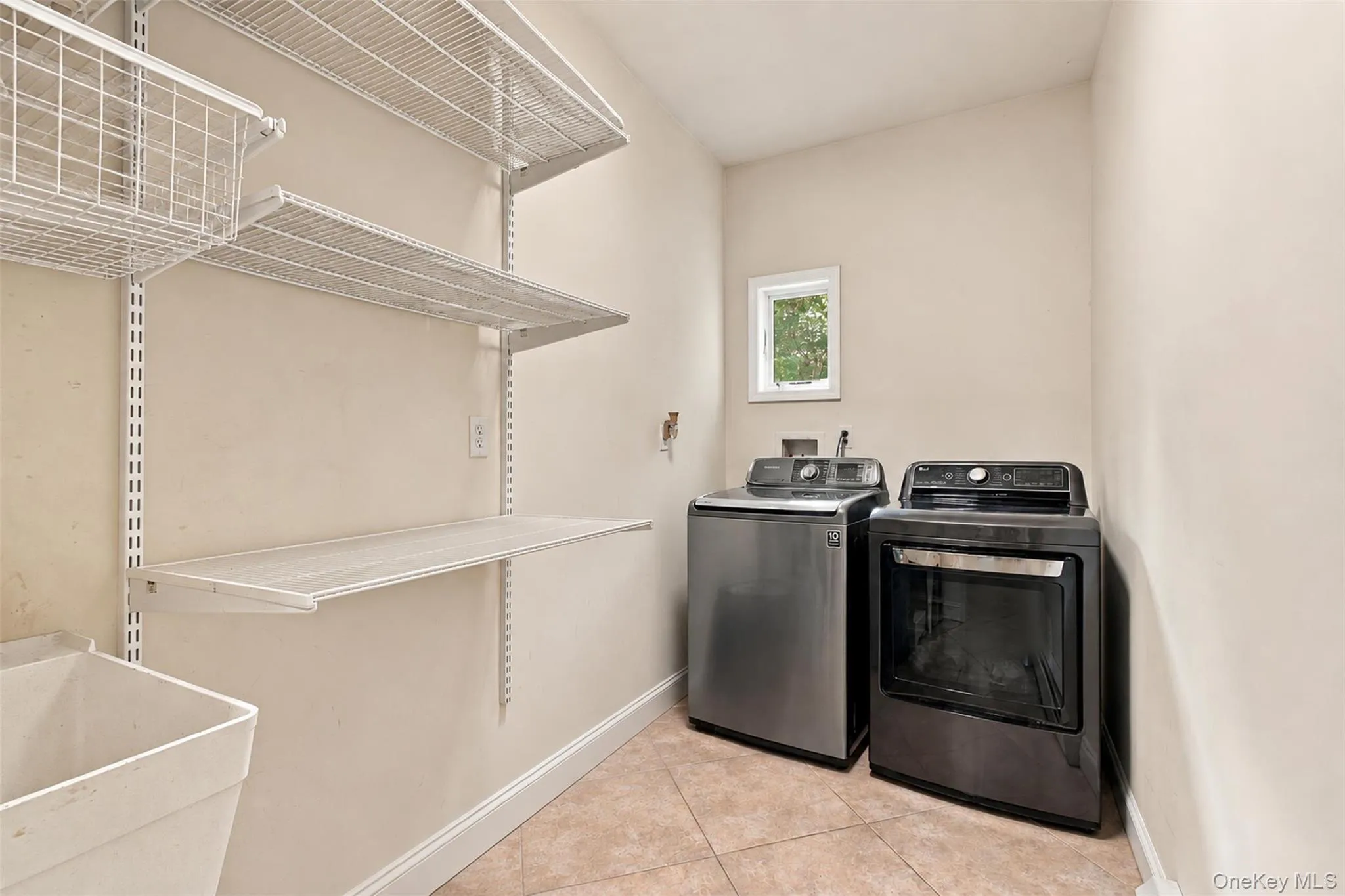 6 Regis Court, Ramapo, NY, 5 Bedrooms Bedrooms, 13 Rooms Rooms,3 BathroomsBathrooms,Residential,For Rent,Regis,0,1054980 6 Regis Court, Ramapo, NY, 5 Bedrooms Bedrooms, 13 Rooms Rooms,3 BathroomsBathrooms,Residential,For Rent,Regis,0,1054980
