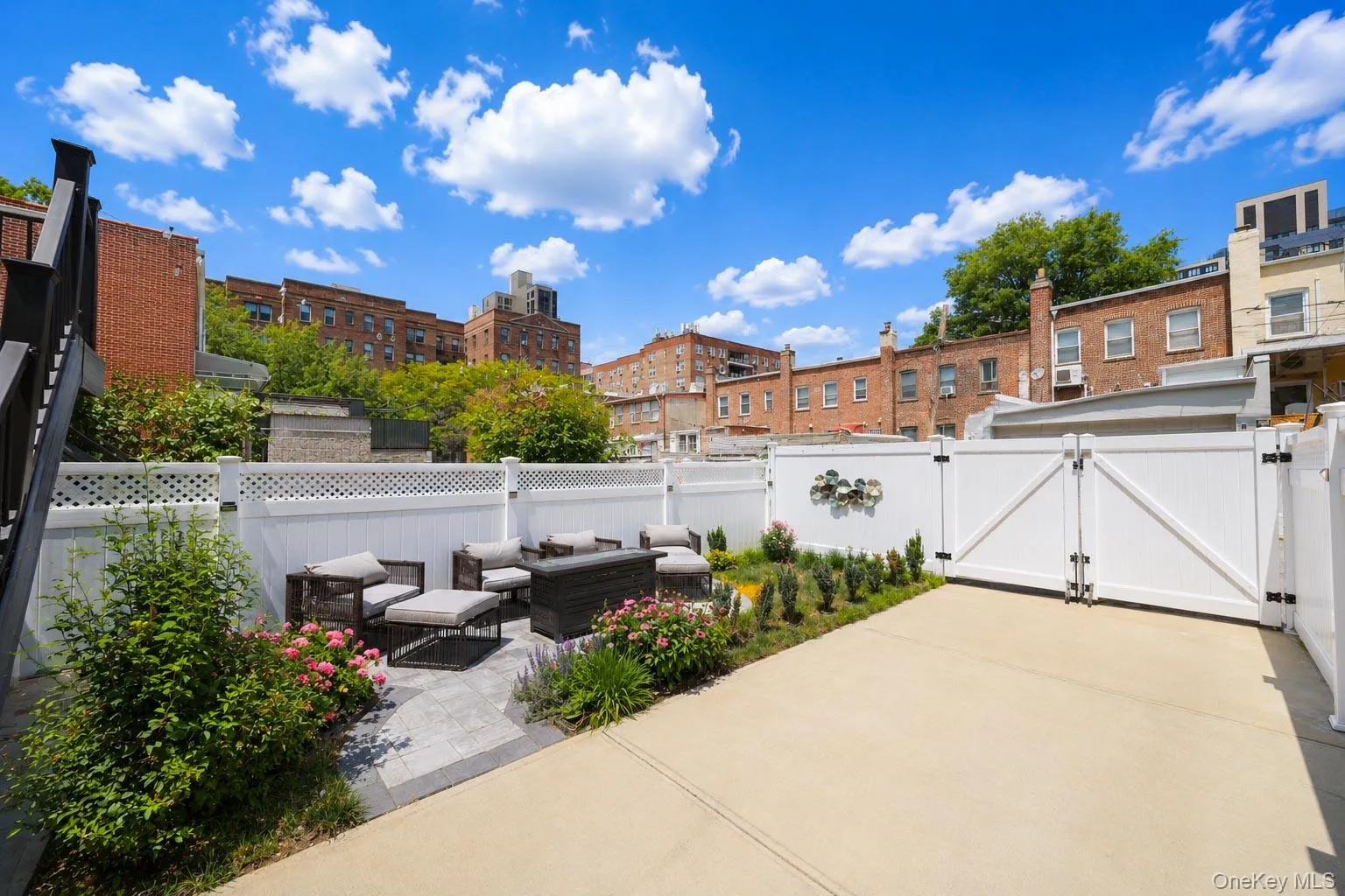 6613 Booth Street, New York, NY, 3 Bedrooms Bedrooms, 9 Rooms Rooms,2 BathroomsBathrooms,Residential,For Rent,Booth,0,1054983 6613 Booth Street, New York, NY, 3 Bedrooms Bedrooms, 9 Rooms Rooms,2 BathroomsBathrooms,Residential,For Rent,Booth,0,1054983
