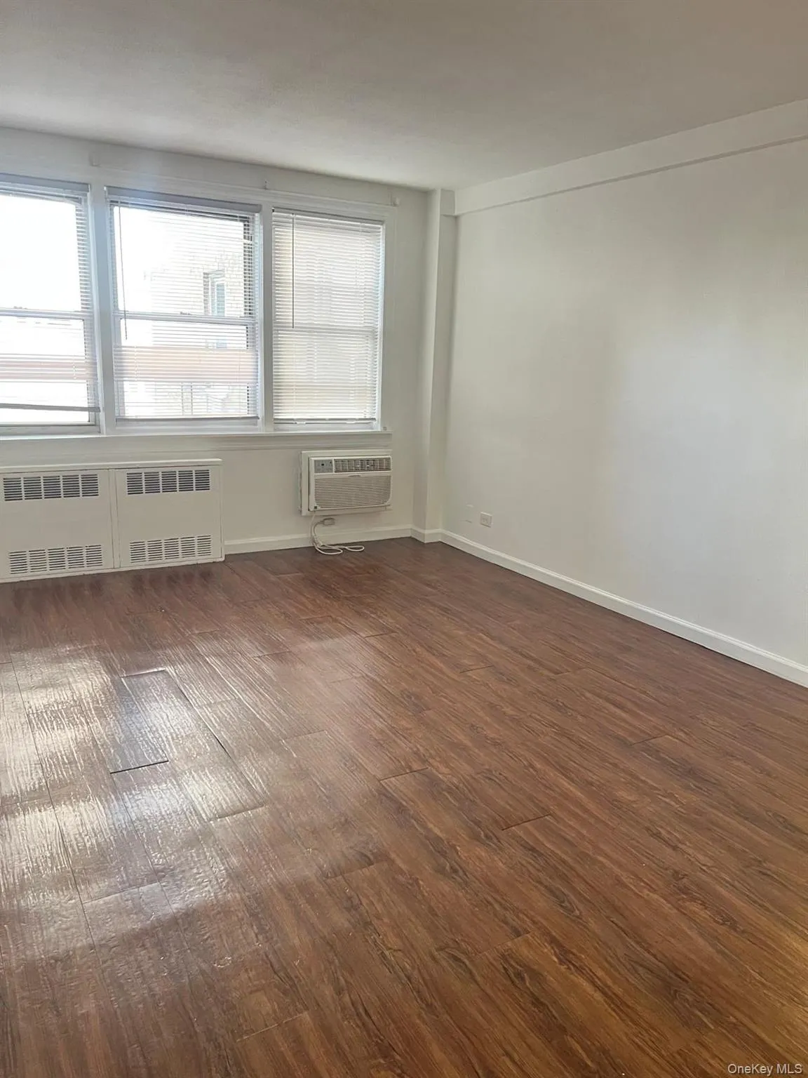 50 Bayard Street, New York, NY, 3 Room Rooms,1 BathroomBathrooms,Residential Lease,For Rent,Bayard,0,1054989 50 Bayard Street, New York, NY, 3 Room Rooms,1 BathroomBathrooms,Residential Lease,For Rent,Bayard,0,1054989