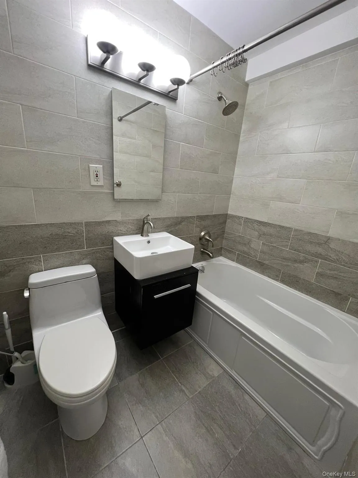 50 Bayard Street, New York, NY, 3 Room Rooms,1 BathroomBathrooms,Residential Lease,For Rent,Bayard,0,1054989 50 Bayard Street, New York, NY, 3 Room Rooms,1 BathroomBathrooms,Residential Lease,For Rent,Bayard,0,1054989