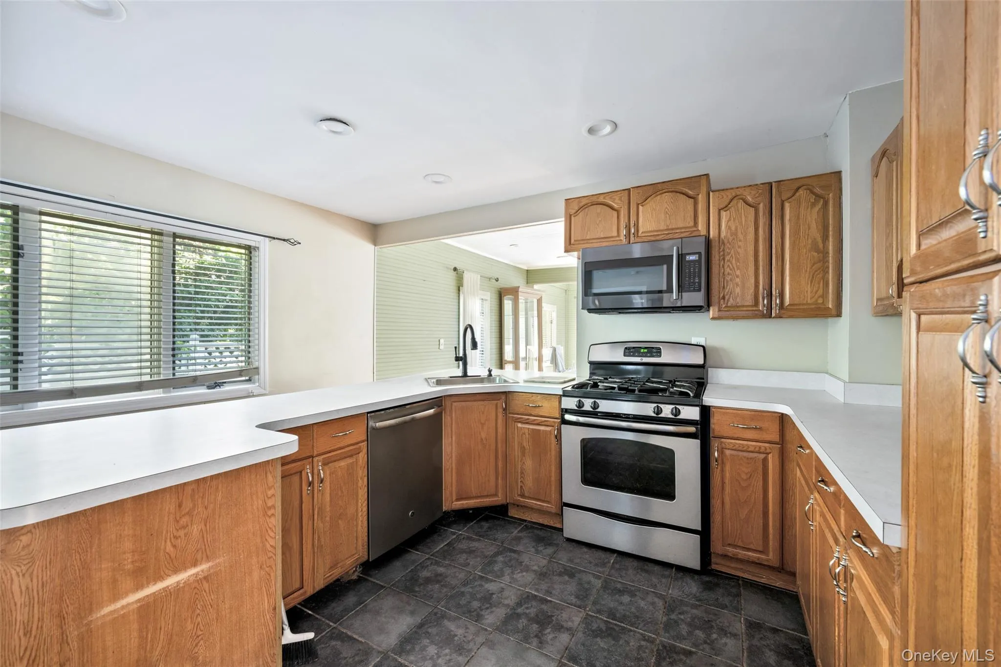 9 Watson, Islip, NY, 4 Bedrooms Bedrooms, 10 Rooms Rooms,4 BathroomsBathrooms,Residential,For Rent,Watson,0,1054994 9 Watson, Islip, NY, 4 Bedrooms Bedrooms, 10 Rooms Rooms,4 BathroomsBathrooms,Residential,For Rent,Watson,0,1054994