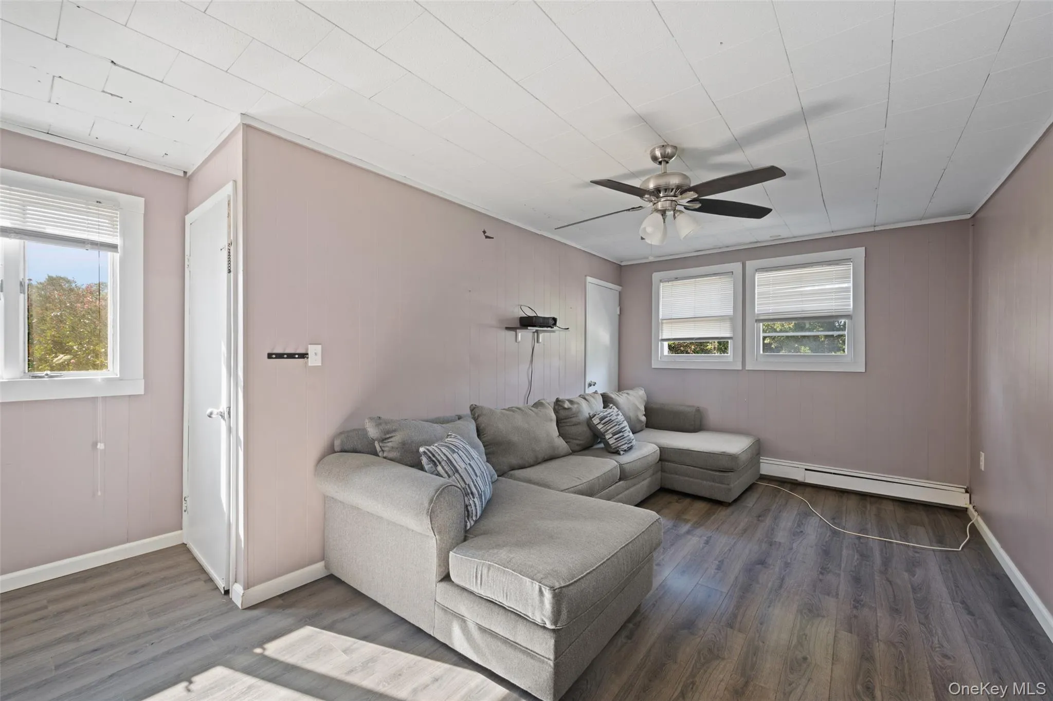 9 Watson, Islip, NY, 4 Bedrooms Bedrooms, 10 Rooms Rooms,4 BathroomsBathrooms,Residential,For Rent,Watson,0,1054994 9 Watson, Islip, NY, 4 Bedrooms Bedrooms, 10 Rooms Rooms,4 BathroomsBathrooms,Residential,For Rent,Watson,0,1054994
