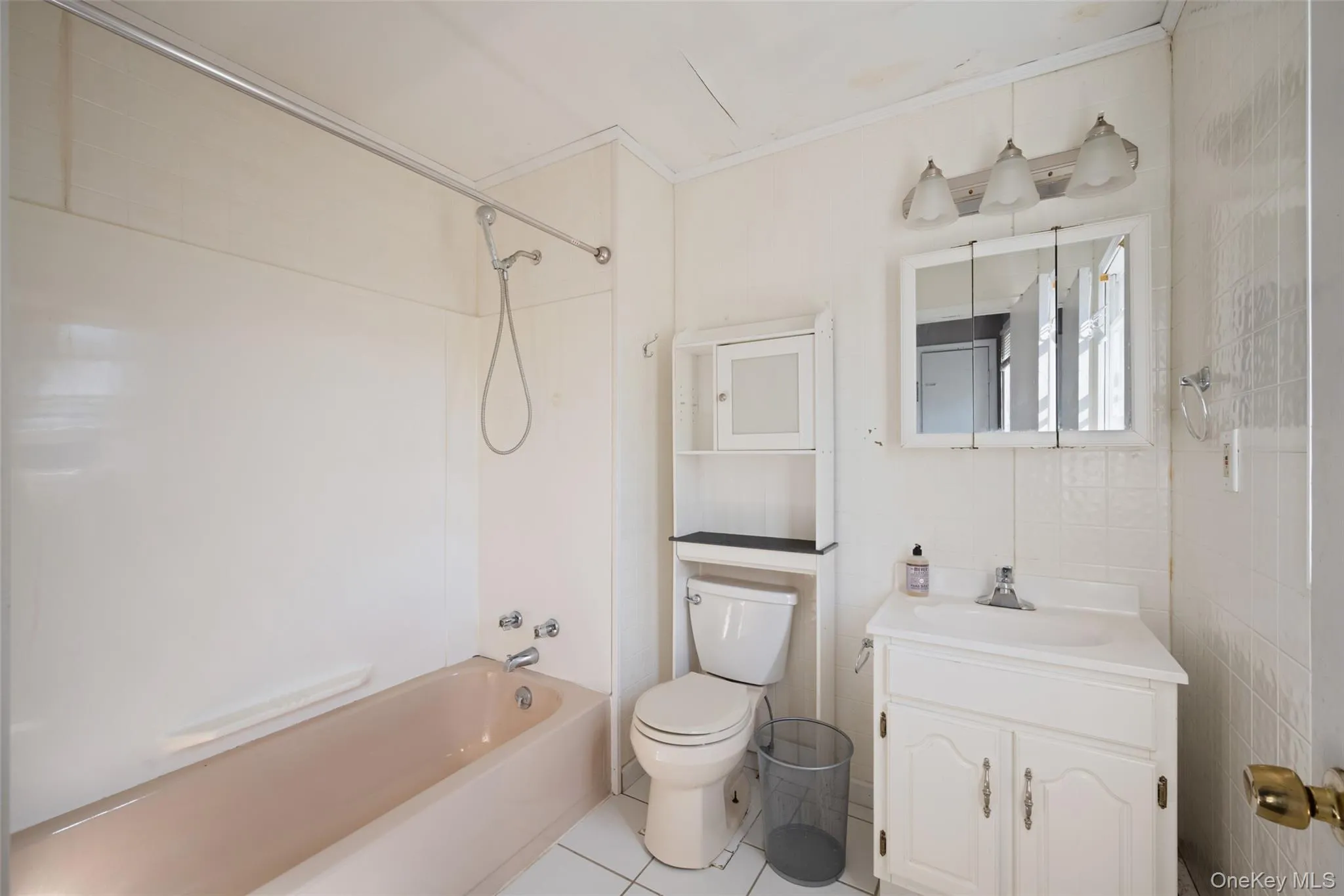 9 Watson, Islip, NY, 4 Bedrooms Bedrooms, 10 Rooms Rooms,4 BathroomsBathrooms,Residential,For Rent,Watson,0,1054994 9 Watson, Islip, NY, 4 Bedrooms Bedrooms, 10 Rooms Rooms,4 BathroomsBathrooms,Residential,For Rent,Watson,0,1054994