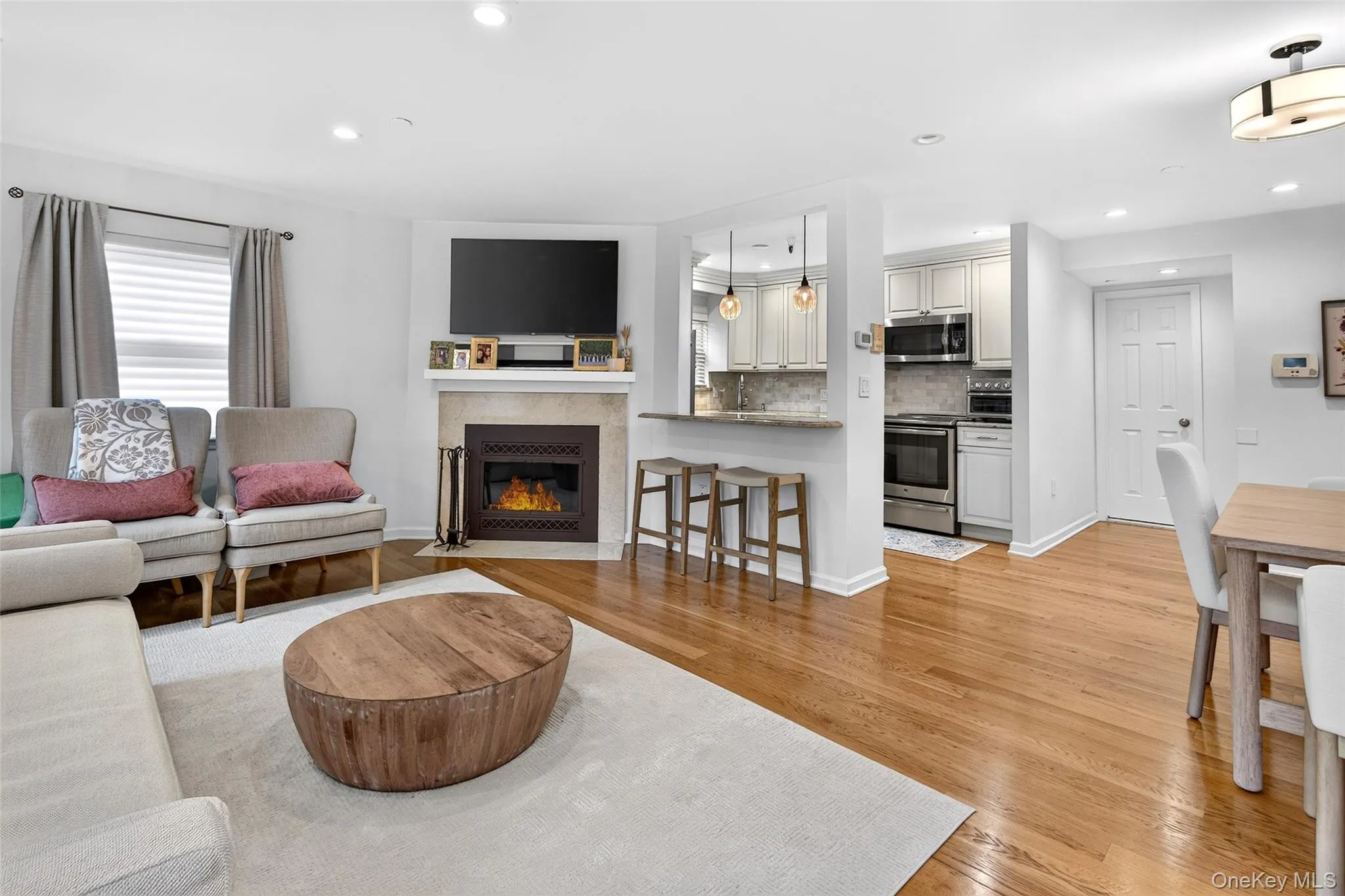 36 Greenridge Avenue, White Plains, NY, 2 Bedrooms Bedrooms, 5 Rooms Rooms,2 BathroomsBathrooms,Residential,For Rent,Greenridge,0,1054995 36 Greenridge Avenue, White Plains, NY, 2 Bedrooms Bedrooms, 5 Rooms Rooms,2 BathroomsBathrooms,Residential,For Rent,Greenridge,0,1054995