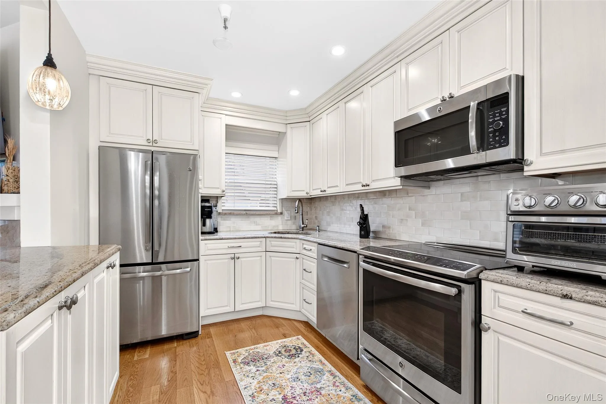 36 Greenridge Avenue, White Plains, NY, 2 Bedrooms Bedrooms, 5 Rooms Rooms,2 BathroomsBathrooms,Residential,For Rent,Greenridge,0,1054995 36 Greenridge Avenue, White Plains, NY, 2 Bedrooms Bedrooms, 5 Rooms Rooms,2 BathroomsBathrooms,Residential,For Rent,Greenridge,0,1054995