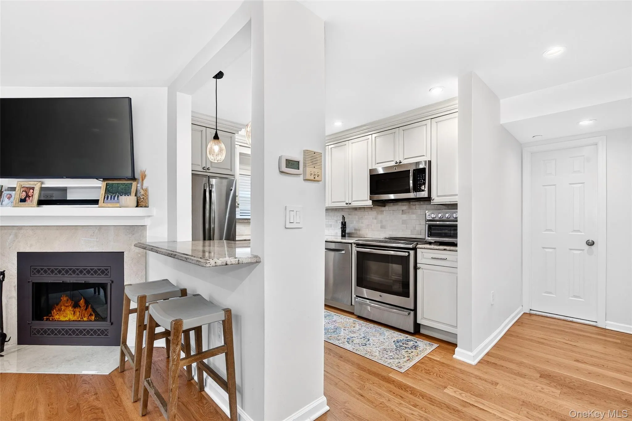 36 Greenridge Avenue, White Plains, NY, 2 Bedrooms Bedrooms, 5 Rooms Rooms,2 BathroomsBathrooms,Residential,For Rent,Greenridge,0,1054995 36 Greenridge Avenue, White Plains, NY, 2 Bedrooms Bedrooms, 5 Rooms Rooms,2 BathroomsBathrooms,Residential,For Rent,Greenridge,0,1054995