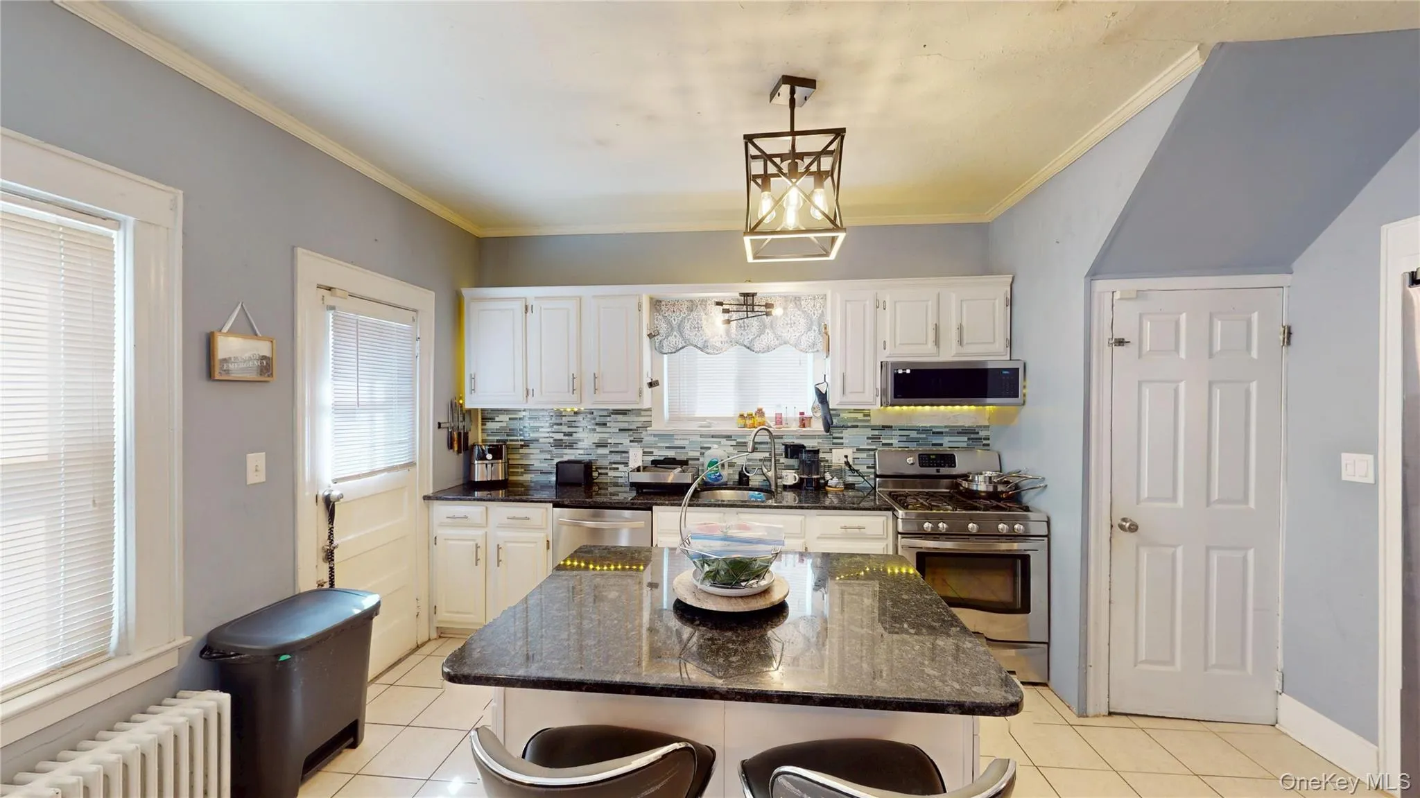 88 Grand Avenue, Middletown, NY, 5 Bedrooms Bedrooms, 9 Rooms Rooms,2 BathroomsBathrooms,Residential,For Rent,Grand,0,1054997 88 Grand Avenue, Middletown, NY, 5 Bedrooms Bedrooms, 9 Rooms Rooms,2 BathroomsBathrooms,Residential,For Rent,Grand,0,1054997