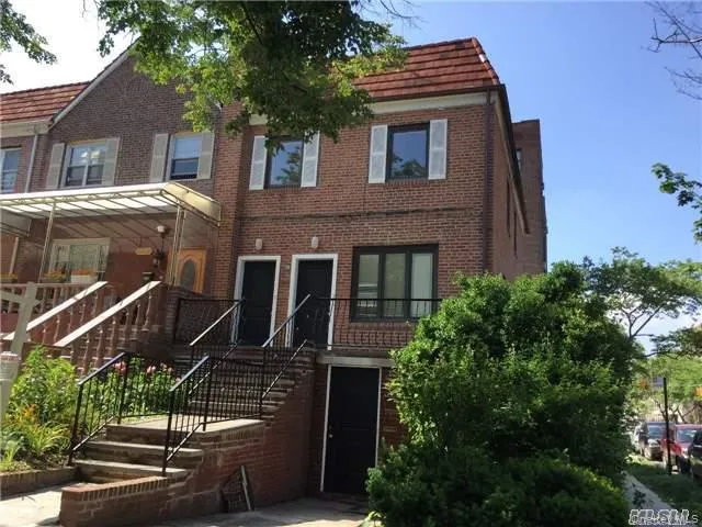 10247 65th Road, New York, NY, 4 Bedrooms Bedrooms, 7 Rooms Rooms,2 BathroomsBathrooms,Residential Lease,For Rent,65th,0,1055000 10247 65th Road, New York, NY, 4 Bedrooms Bedrooms, 7 Rooms Rooms,2 BathroomsBathrooms,Residential Lease,For Rent,65th,0,1055000