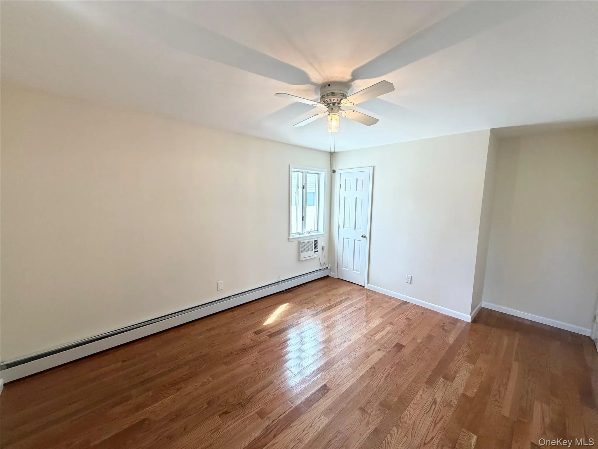 367 Pine Street, Long Beach, NY, 3 Bedrooms Bedrooms, 6 Rooms Rooms,2 BathroomsBathrooms,Residential Lease,For Rent,Pine,0,1055001 367 Pine Street, Long Beach, NY, 3 Bedrooms Bedrooms, 6 Rooms Rooms,2 BathroomsBathrooms,Residential Lease,For Rent,Pine,0,1055001