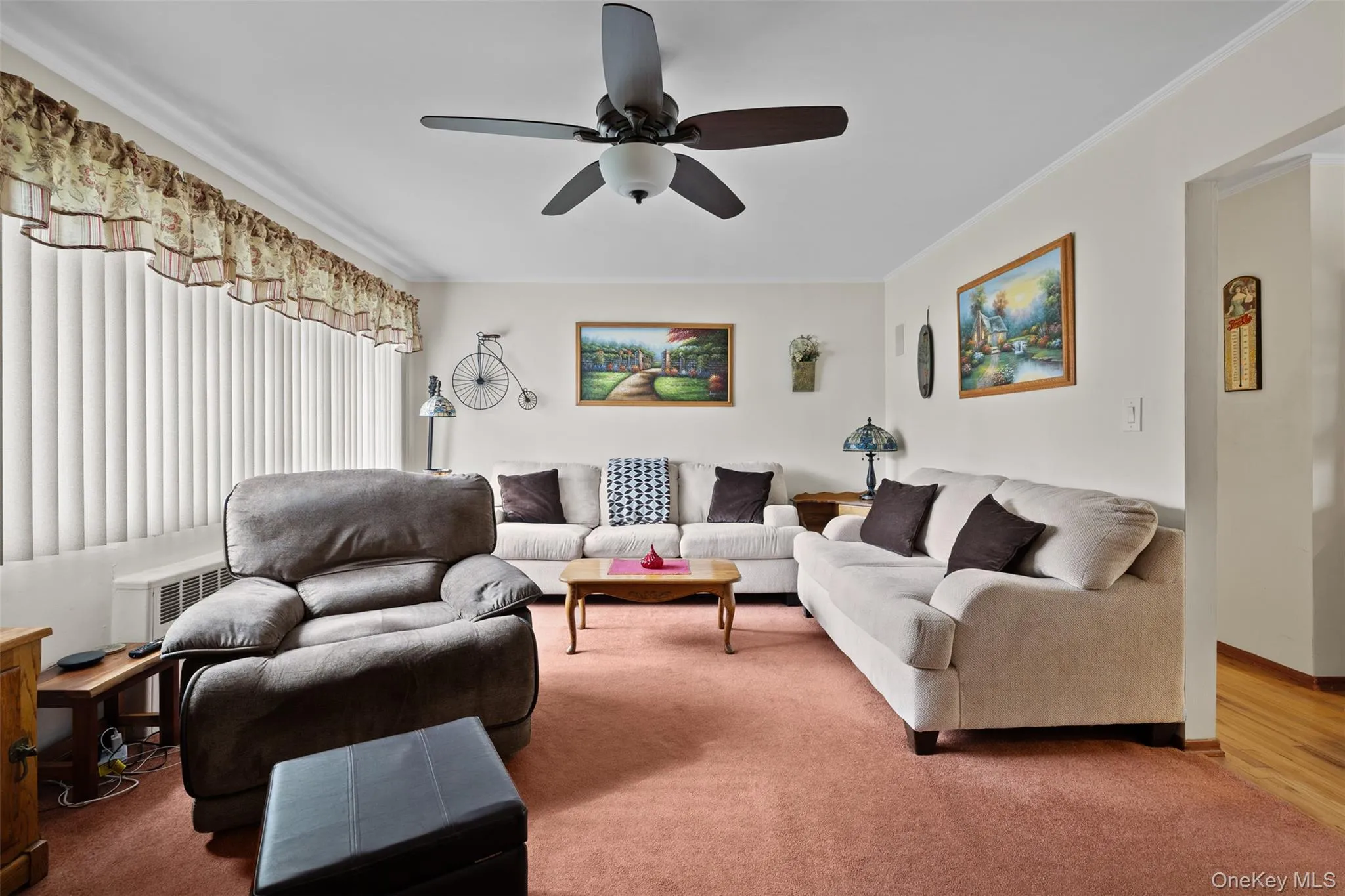 380 Clinton Avenue, Babylon, NY, 3 Bedrooms Bedrooms, 6 Rooms Rooms,1 BathroomBathrooms,Residential,For Rent,Clinton,0,1055006 380 Clinton Avenue, Babylon, NY, 3 Bedrooms Bedrooms, 6 Rooms Rooms,1 BathroomBathrooms,Residential,For Rent,Clinton,0,1055006