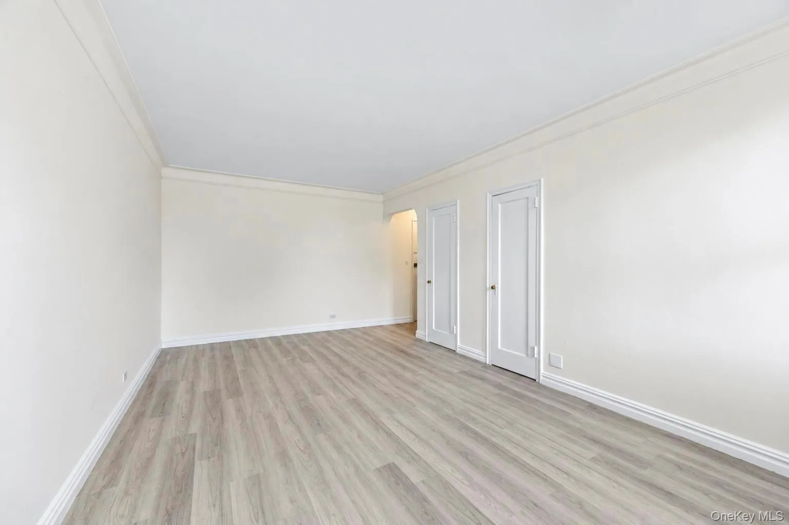 3321 Bruckner Boulevard, New York, NY, 3 Rooms Rooms,1 BathroomBathrooms,Residential,For Rent,Bruckner,0,1055016 3321 Bruckner Boulevard, New York, NY, 3 Rooms Rooms,1 BathroomBathrooms,Residential,For Rent,Bruckner,0,1055016