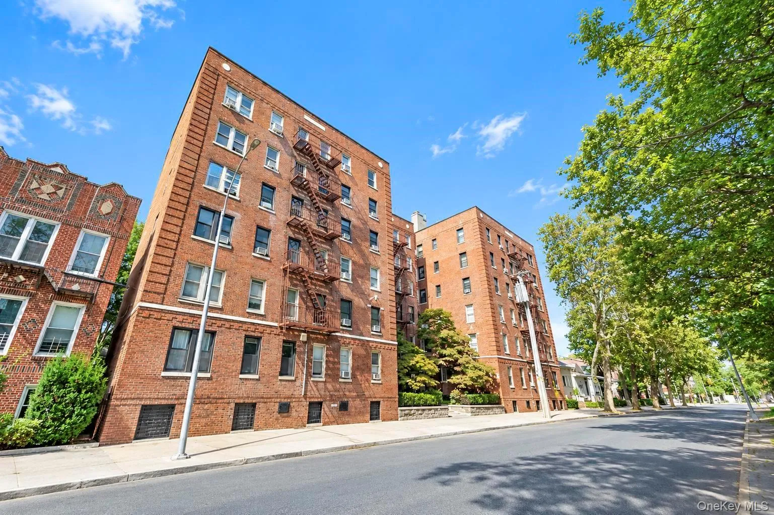 3321 Bruckner Boulevard, New York, NY, 3 Rooms Rooms,1 BathroomBathrooms,Residential,For Rent,Bruckner,0,1055016 3321 Bruckner Boulevard, New York, NY, 3 Rooms Rooms,1 BathroomBathrooms,Residential,For Rent,Bruckner,0,1055016