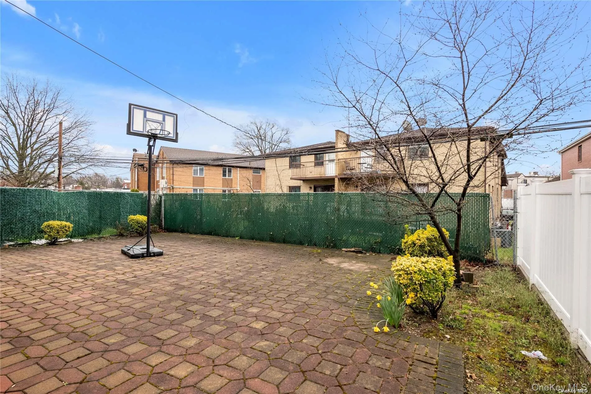 65-24 Ellwell Crescent, New York, NY, 5 Bedrooms Bedrooms, 9 Rooms Rooms,2 BathroomsBathrooms,Residential,For Rent,Ellwell,0,1055020 65-24 Ellwell Crescent, New York, NY, 5 Bedrooms Bedrooms, 9 Rooms Rooms,2 BathroomsBathrooms,Residential,For Rent,Ellwell,0,1055020