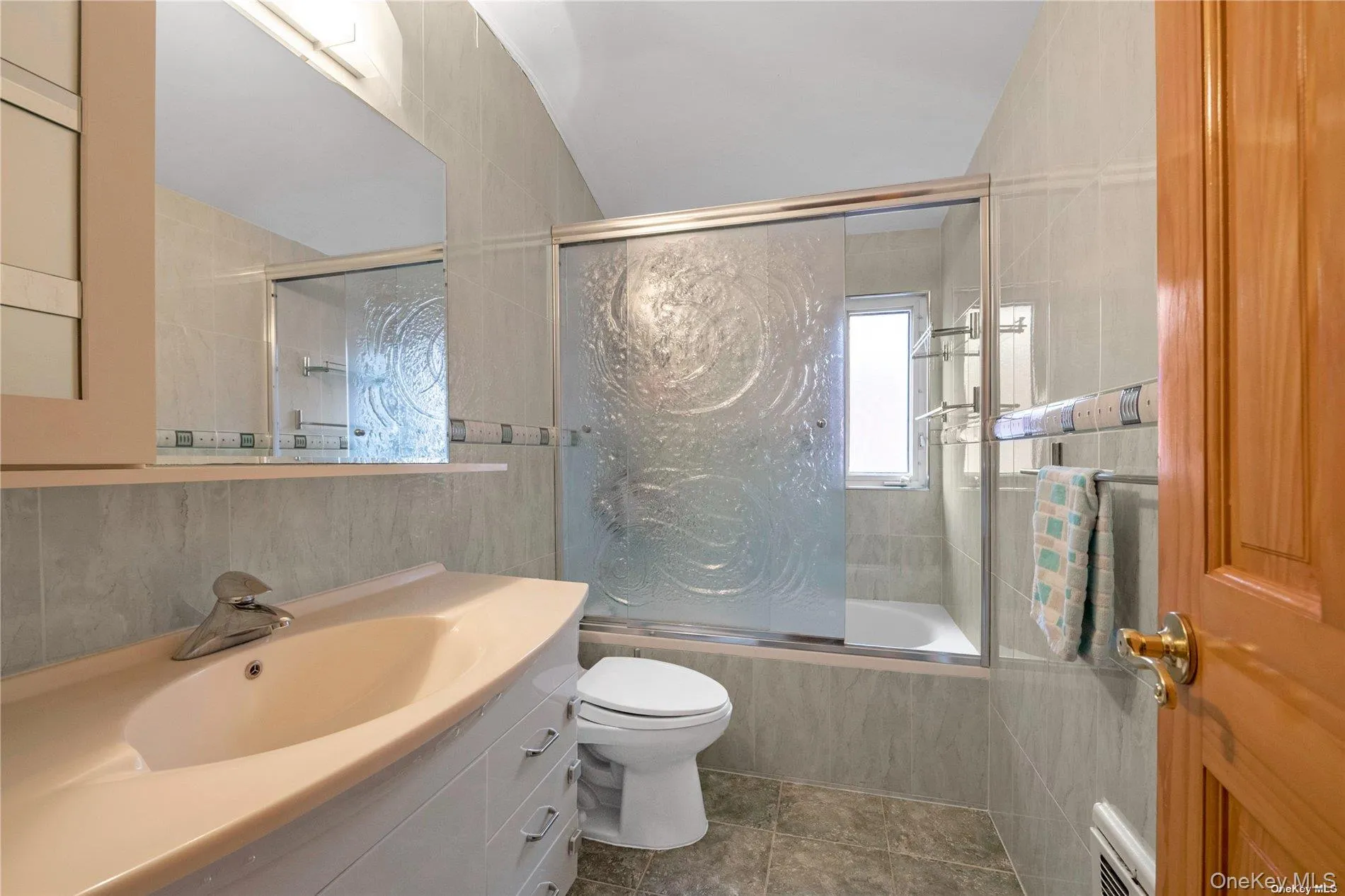 65-24 Ellwell Crescent, New York, NY, 5 Bedrooms Bedrooms, 9 Rooms Rooms,2 BathroomsBathrooms,Residential,For Rent,Ellwell,0,1055020 65-24 Ellwell Crescent, New York, NY, 5 Bedrooms Bedrooms, 9 Rooms Rooms,2 BathroomsBathrooms,Residential,For Rent,Ellwell,0,1055020