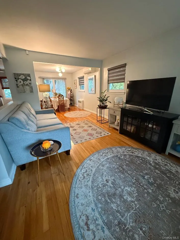60-35 76th Street, New York, NY, 3 Bedrooms Bedrooms, 8 Rooms Rooms,2 BathroomsBathrooms,Residential,For Rent,76th,0,1055021 60-35 76th Street, New York, NY, 3 Bedrooms Bedrooms, 8 Rooms Rooms,2 BathroomsBathrooms,Residential,For Rent,76th,0,1055021