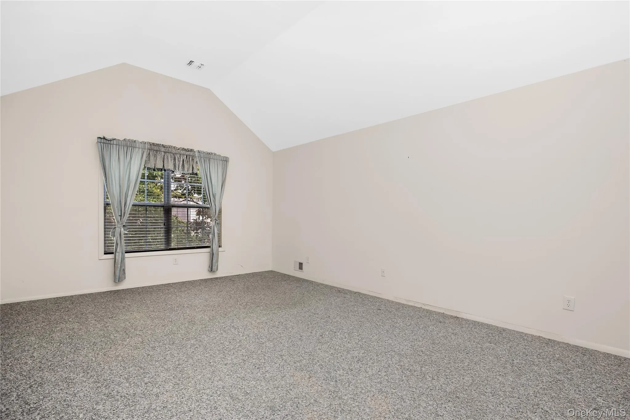 218 Kettles Lane, Brookhaven, NY, 2 Bedrooms Bedrooms, 7 Rooms Rooms,2 BathroomsBathrooms,Residential,For Rent,Kettles,0,1055023 218 Kettles Lane, Brookhaven, NY, 2 Bedrooms Bedrooms, 7 Rooms Rooms,2 BathroomsBathrooms,Residential,For Rent,Kettles,0,1055023