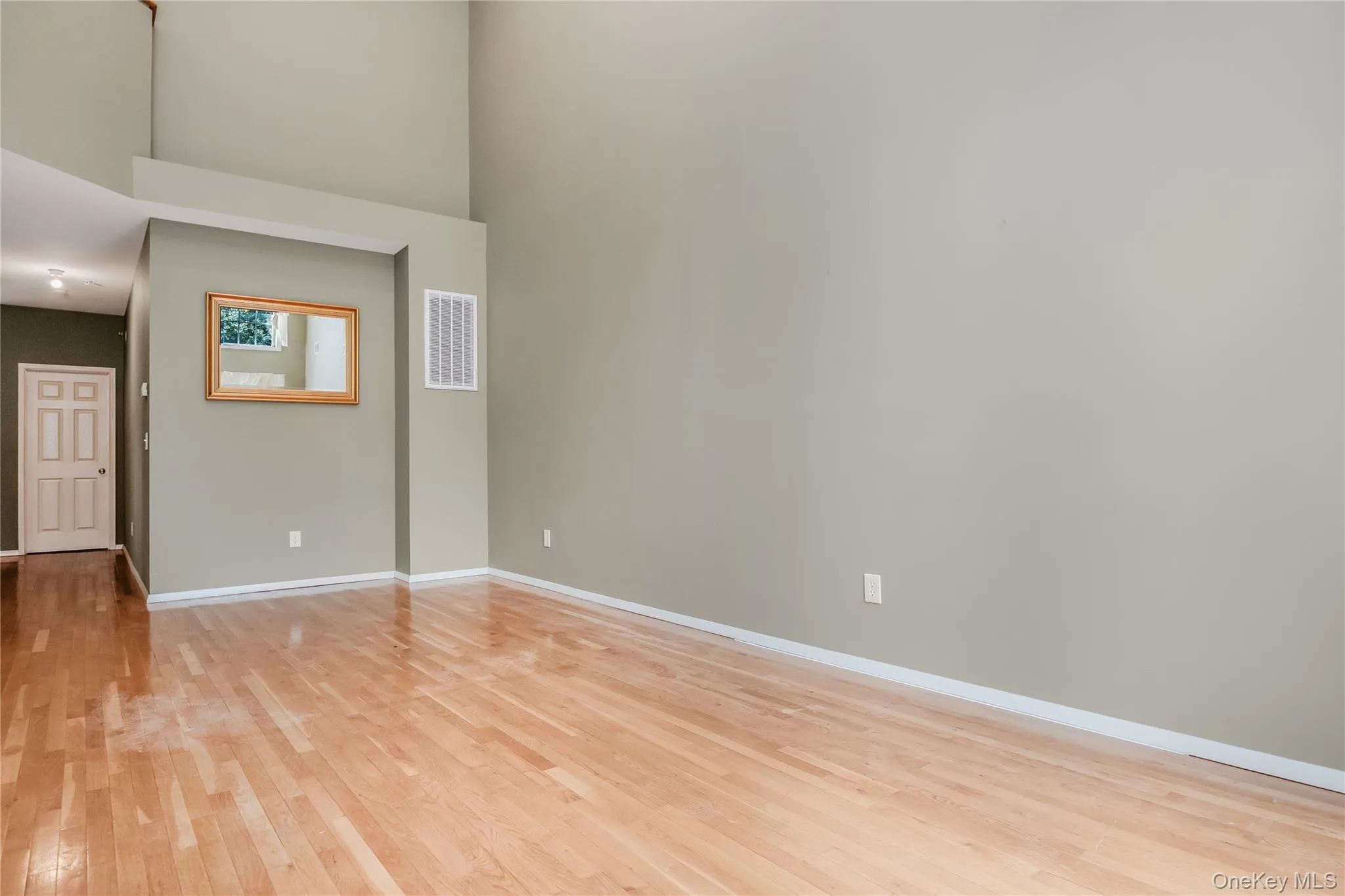 218 Kettles Lane, Brookhaven, NY, 2 Bedrooms Bedrooms, 7 Rooms Rooms,2 BathroomsBathrooms,Residential,For Rent,Kettles,0,1055023 218 Kettles Lane, Brookhaven, NY, 2 Bedrooms Bedrooms, 7 Rooms Rooms,2 BathroomsBathrooms,Residential,For Rent,Kettles,0,1055023