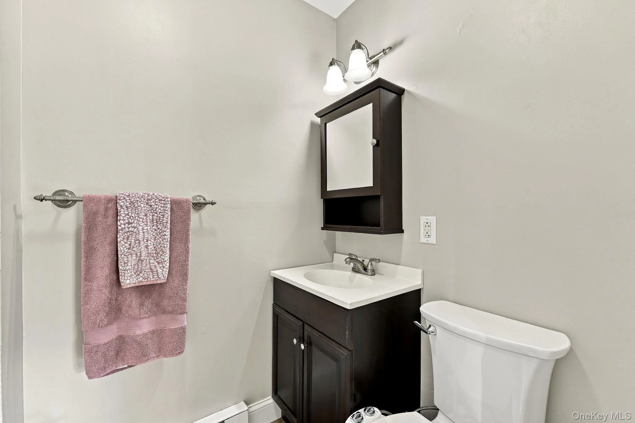 15 Countryman Lane, Newburgh (town), NY, 2 Bedrooms Bedrooms, 4 Rooms Rooms,2 BathroomsBathrooms,Residential,For Rent,Countryman,0,1055029 15 Countryman Lane, Newburgh (town), NY, 2 Bedrooms Bedrooms, 4 Rooms Rooms,2 BathroomsBathrooms,Residential,For Rent,Countryman,0,1055029