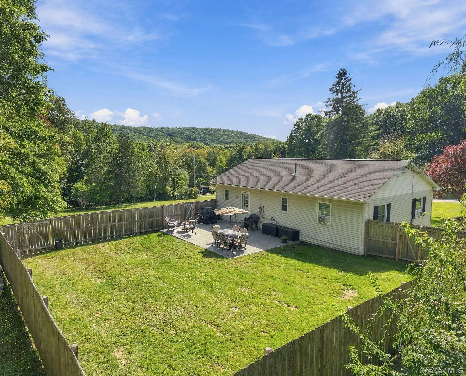 15 Countryman Lane, Newburgh (town), NY, 2 Bedrooms Bedrooms, 4 Rooms Rooms,2 BathroomsBathrooms,Residential,For Rent,Countryman,0,1055029 15 Countryman Lane, Newburgh (town), NY, 2 Bedrooms Bedrooms, 4 Rooms Rooms,2 BathroomsBathrooms,Residential,For Rent,Countryman,0,1055029