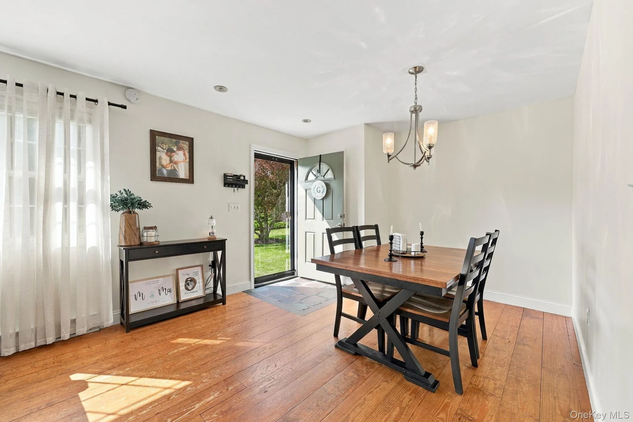 15 Countryman Lane, Newburgh (town), NY, 2 Bedrooms Bedrooms, 4 Rooms Rooms,2 BathroomsBathrooms,Residential,For Rent,Countryman,0,1055029 15 Countryman Lane, Newburgh (town), NY, 2 Bedrooms Bedrooms, 4 Rooms Rooms,2 BathroomsBathrooms,Residential,For Rent,Countryman,0,1055029