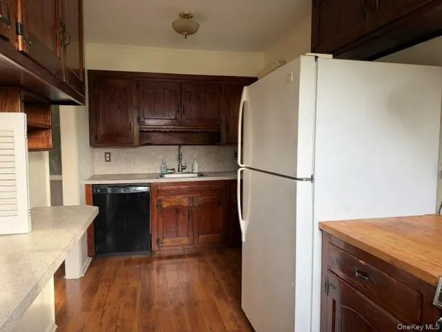 46 Alexander Drive, Oyster Bay, NY, 3 Bedroom Bedrooms, 6 Room Rooms,1 BathroomBathrooms,Residential Lease,For Rent,Alexander,0,1055031 46 Alexander Drive, Oyster Bay, NY, 3 Bedroom Bedrooms, 6 Room Rooms,1 BathroomBathrooms,Residential Lease,For Rent,Alexander,0,1055031