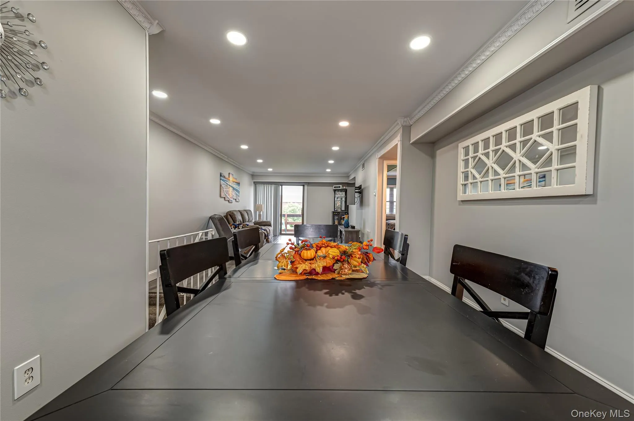 Dining Room/Living Room Combo Dining Room/Living Room Combo