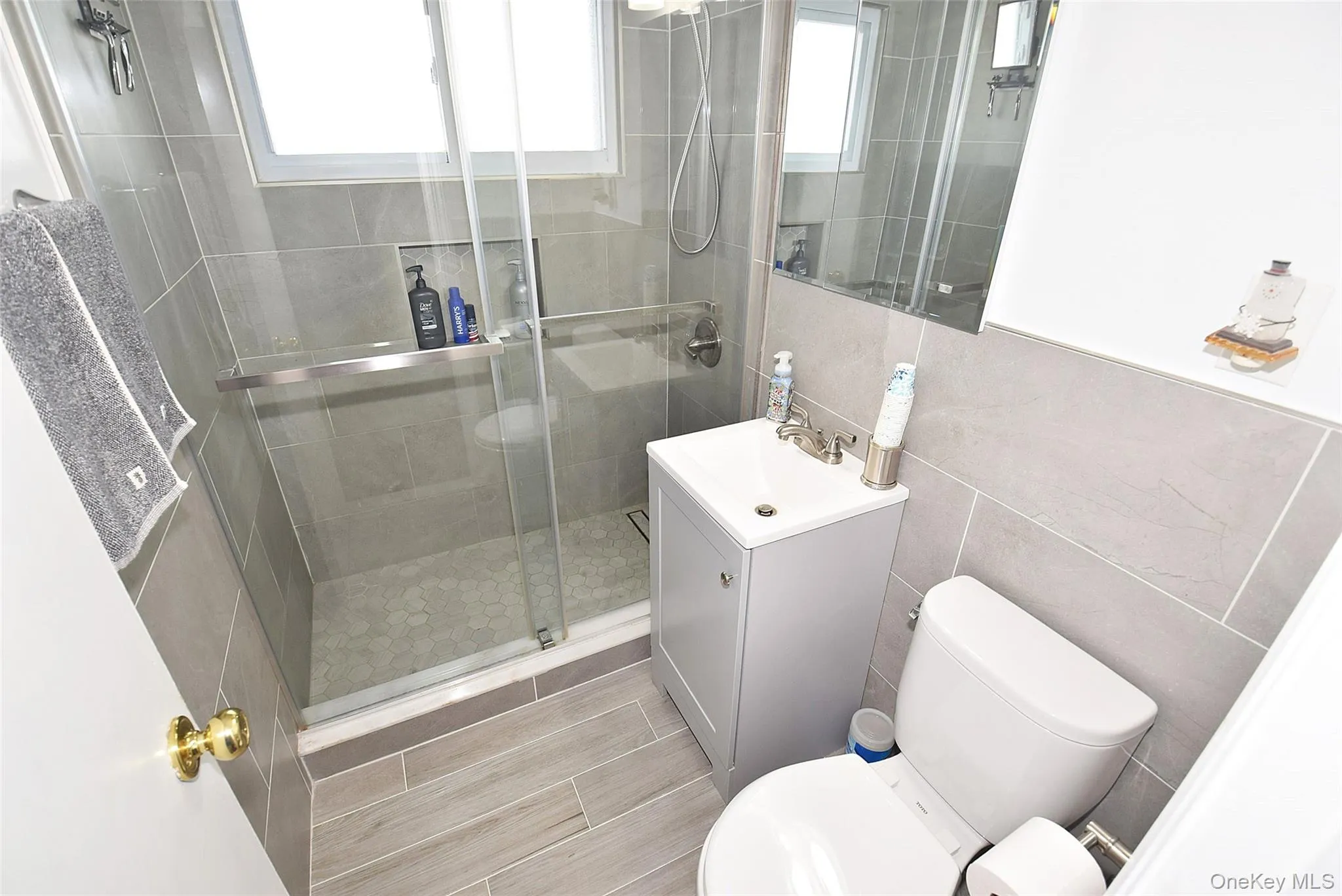 400 Long Beach Avenue, Hempstead, NY, 2 Bedrooms Bedrooms, 6 Rooms Rooms,1 BathroomBathrooms,Residential,For Rent,Long Beach,0,1055036 400 Long Beach Avenue, Hempstead, NY, 2 Bedrooms Bedrooms, 6 Rooms Rooms,1 BathroomBathrooms,Residential,For Rent,Long Beach,0,1055036