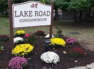 5 Church Lane, Clarkstown, NY, 1 Bedroom Bedrooms, 3 Rooms Rooms,1 BathroomBathrooms,Residential Lease,For Rent,Church,0,1055037 5 Church Lane, Clarkstown, NY, 1 Bedroom Bedrooms, 3 Rooms Rooms,1 BathroomBathrooms,Residential Lease,For Rent,Church,0,1055037