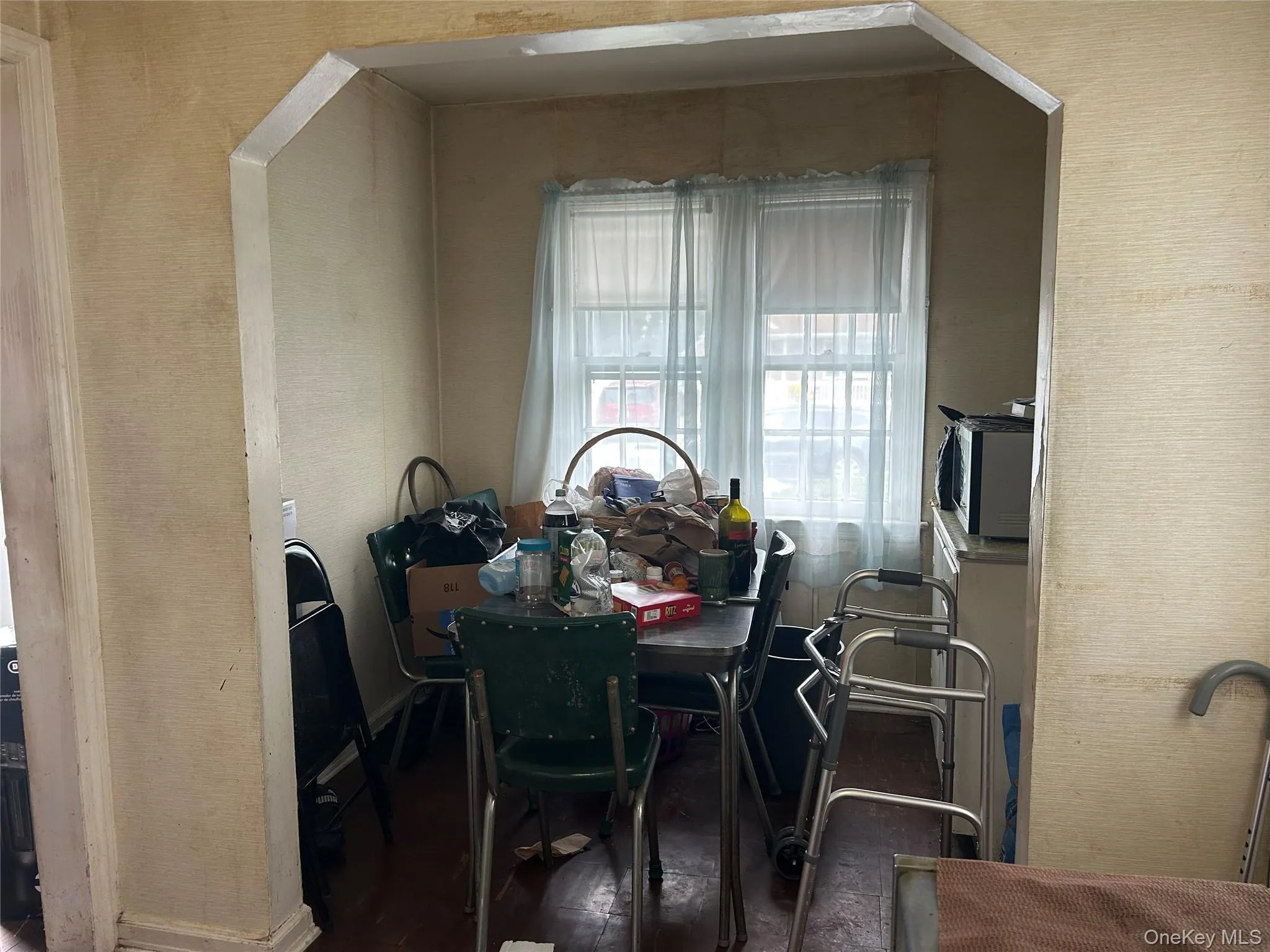 304 Lorraine Street, Hempstead, NY, 2 Bedrooms Bedrooms, 4 Rooms Rooms,1 BathroomBathrooms,Residential,For Rent,Lorraine,0,1055042 304 Lorraine Street, Hempstead, NY, 2 Bedrooms Bedrooms, 4 Rooms Rooms,1 BathroomBathrooms,Residential,For Rent,Lorraine,0,1055042