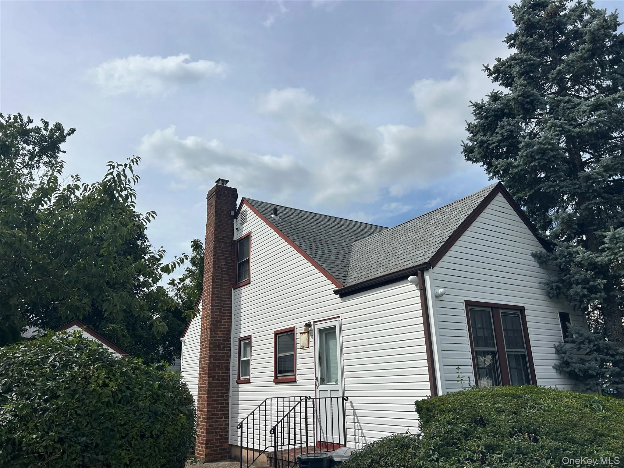 304 Lorraine Street, Hempstead, NY, 2 Bedrooms Bedrooms, 4 Rooms Rooms,1 BathroomBathrooms,Residential,For Rent,Lorraine,0,1055042 304 Lorraine Street, Hempstead, NY, 2 Bedrooms Bedrooms, 4 Rooms Rooms,1 BathroomBathrooms,Residential,For Rent,Lorraine,0,1055042