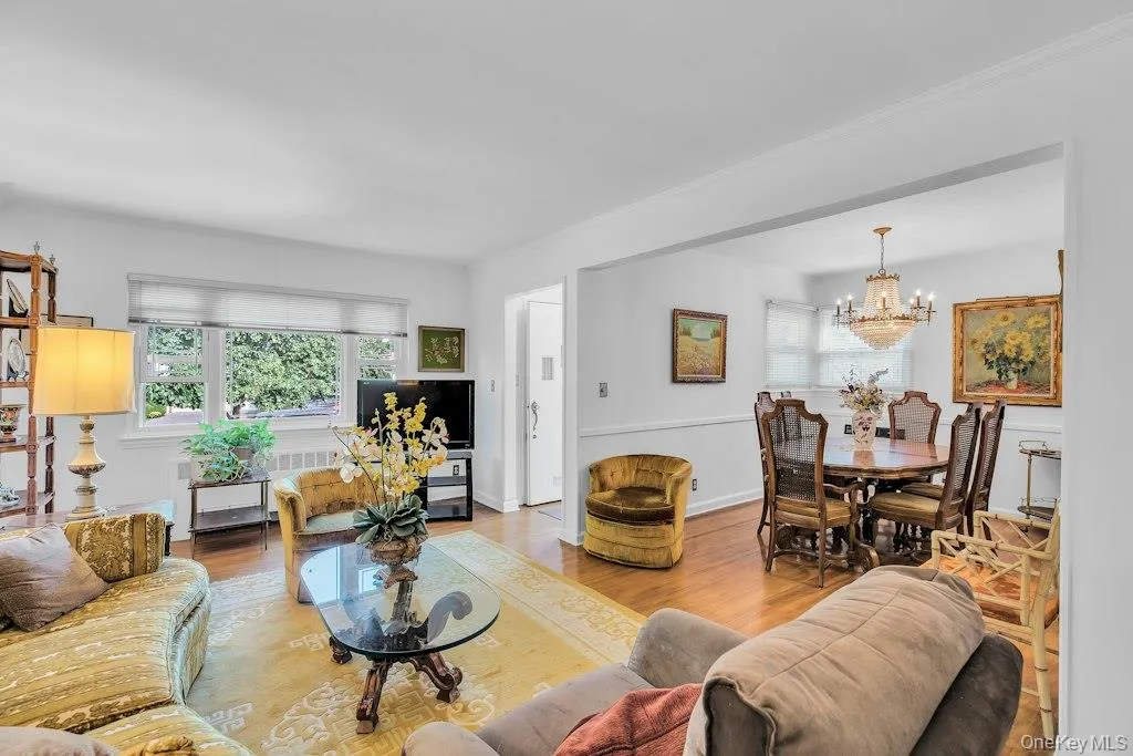 5310 Overbrook Street, New York, NY, 2 Bedrooms Bedrooms, 5 Rooms Rooms,1 BathroomBathrooms,Residential,For Rent,Overbrook,0,1055044 5310 Overbrook Street, New York, NY, 2 Bedrooms Bedrooms, 5 Rooms Rooms,1 BathroomBathrooms,Residential,For Rent,Overbrook,0,1055044