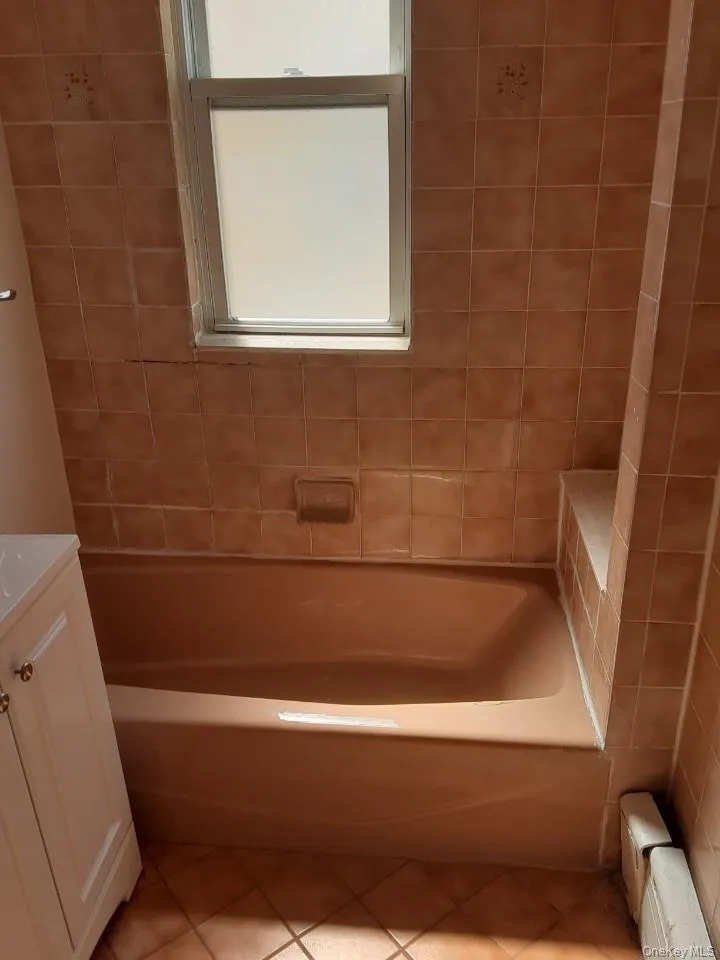 276 Revere Ave, New York, NY, 2 Bedroom Bedrooms, 4 Room Rooms,1 BathroomBathrooms,Residential Lease,For Rent,Ave,0,1055049 276 Revere Ave, New York, NY, 2 Bedroom Bedrooms, 4 Room Rooms,1 BathroomBathrooms,Residential Lease,For Rent,Ave,0,1055049