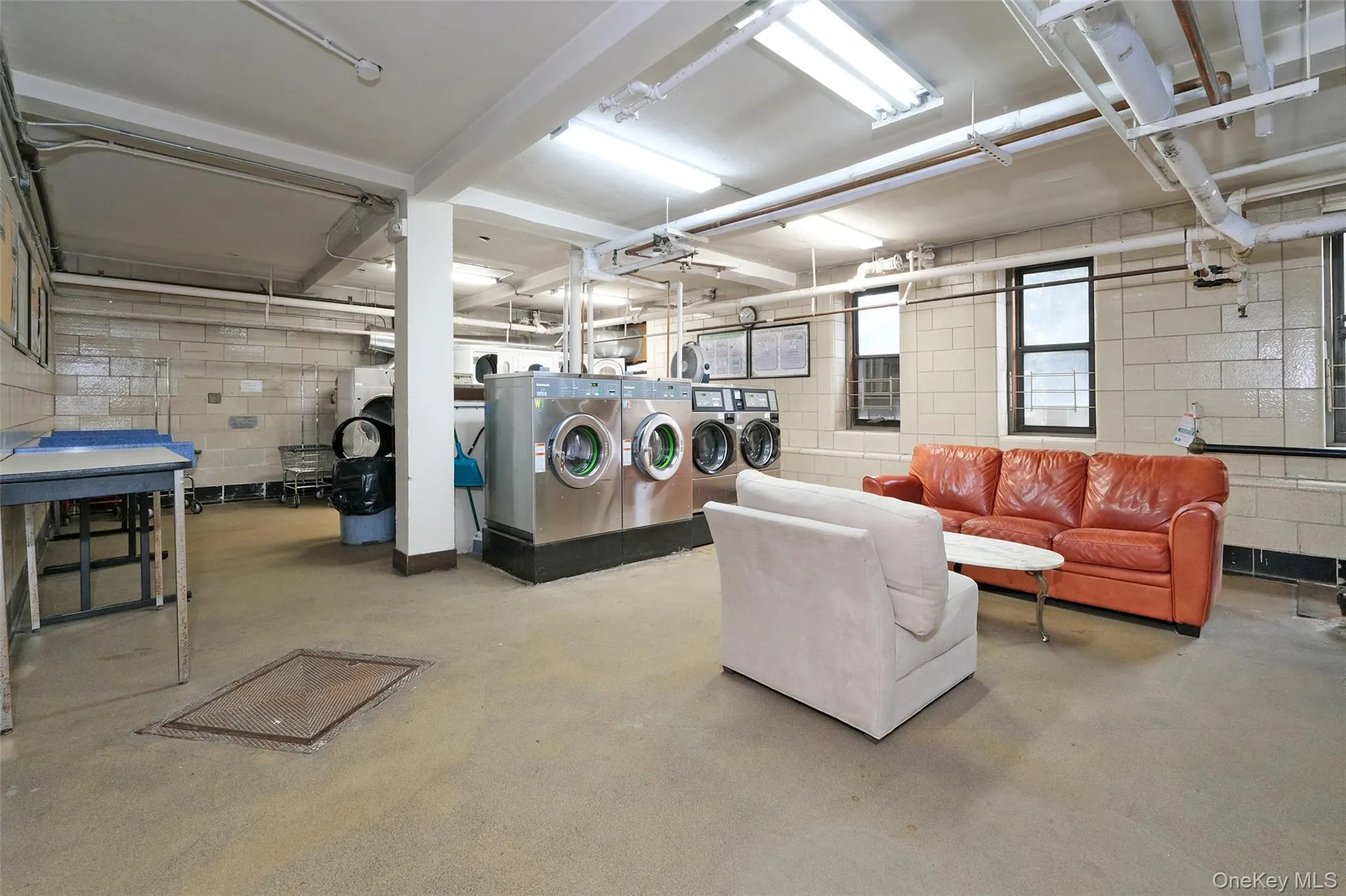 1 Broad Parkway, White Plains, NY, 1 Bedroom Bedrooms, 3 Rooms Rooms,1 BathroomBathrooms,Residential Lease,For Rent,Broad Parkway,0,1055054 1 Broad Parkway, White Plains, NY, 1 Bedroom Bedrooms, 3 Rooms Rooms,1 BathroomBathrooms,Residential Lease,For Rent,Broad Parkway,0,1055054