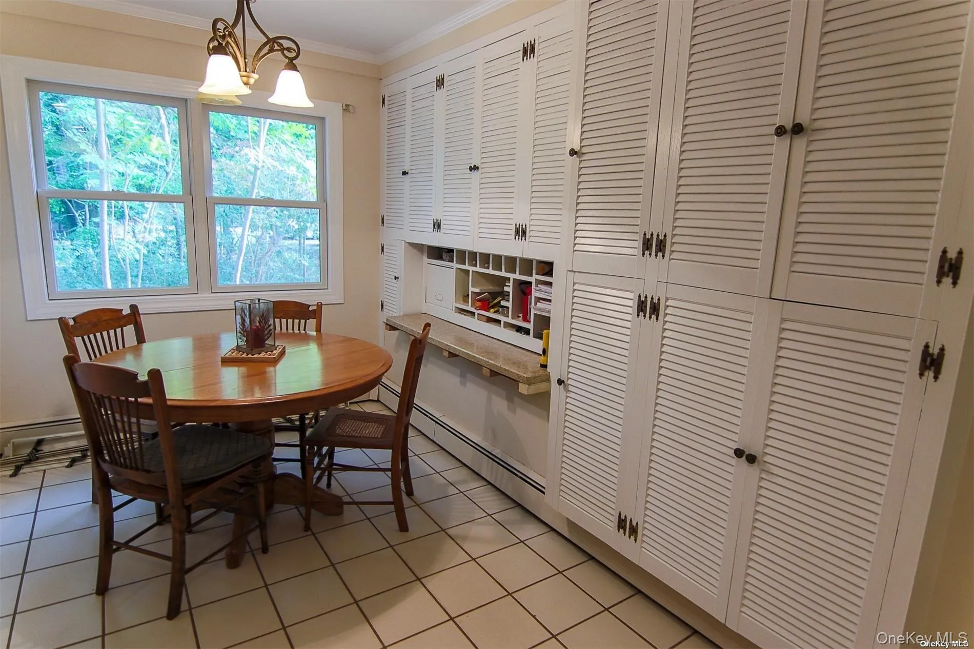 Eat in kitchen Eat in kitchen
