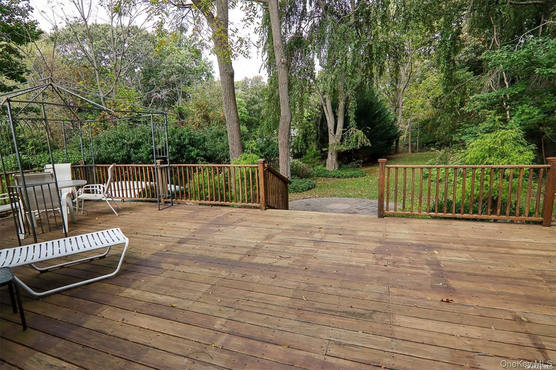 Entertainment sized deck Entertainment sized deck