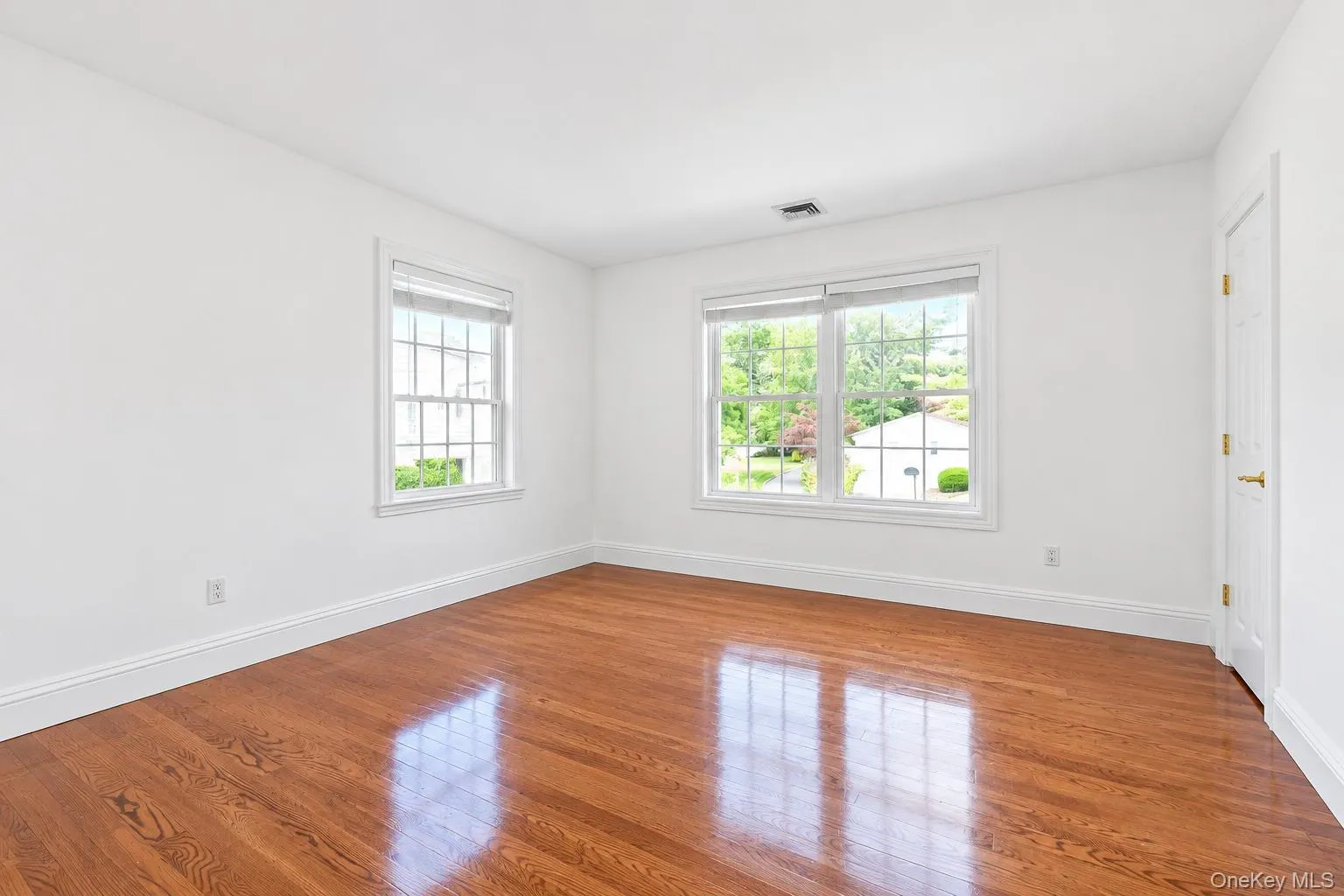 65 Threepence Drive, Huntington, NY, 6 Bedrooms Bedrooms, 11 Rooms Rooms,3 BathroomsBathrooms,Residential,For Rent,Threepence,0,1055057 65 Threepence Drive, Huntington, NY, 6 Bedrooms Bedrooms, 11 Rooms Rooms,3 BathroomsBathrooms,Residential,For Rent,Threepence,0,1055057