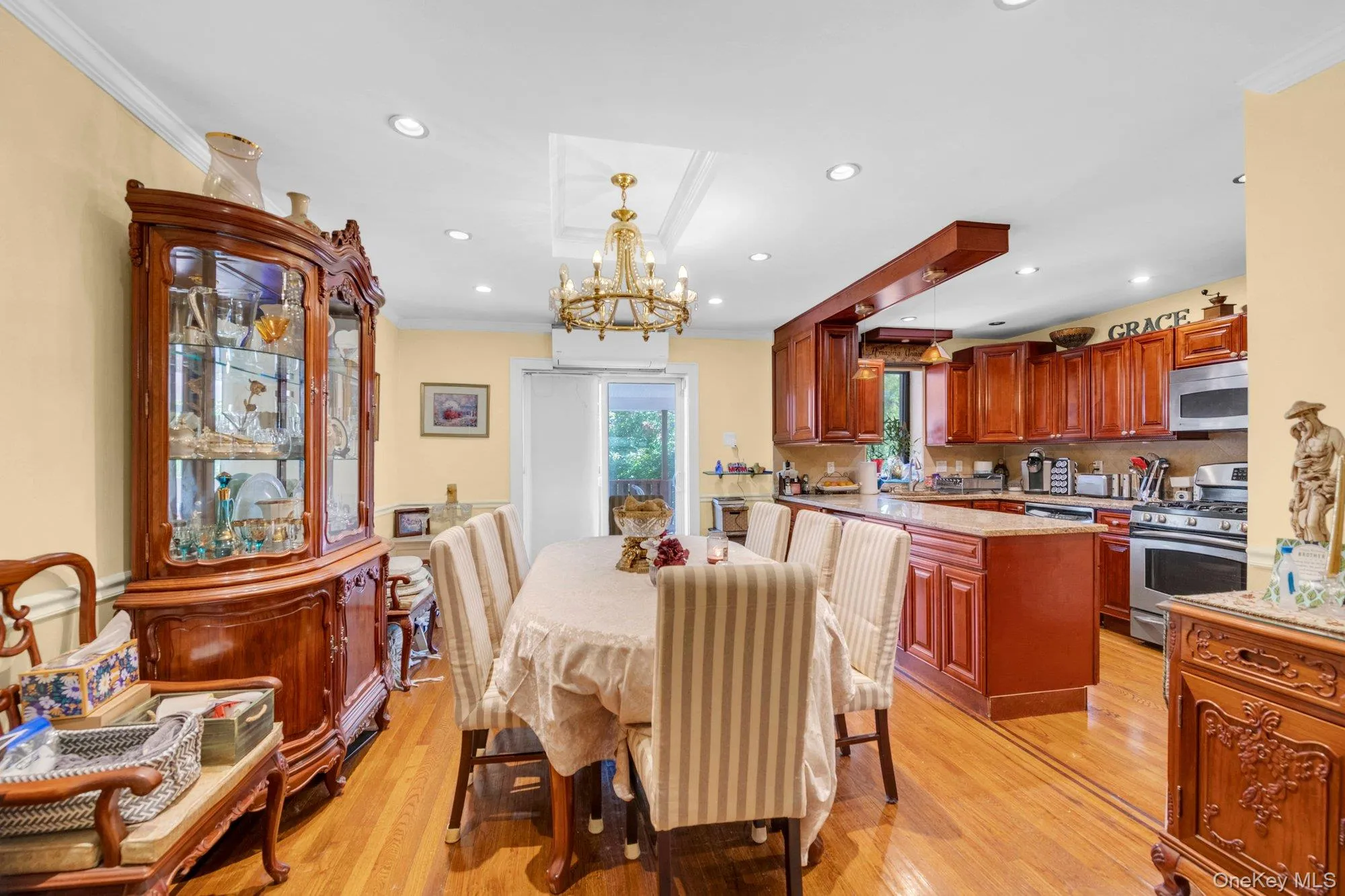 1830 Narragansett Avenue, New York, NY, 3 Bedrooms Bedrooms, 8 Rooms Rooms,1 BathroomBathrooms,Residential,For Rent,Narragansett,0,1055058 1830 Narragansett Avenue, New York, NY, 3 Bedrooms Bedrooms, 8 Rooms Rooms,1 BathroomBathrooms,Residential,For Rent,Narragansett,0,1055058