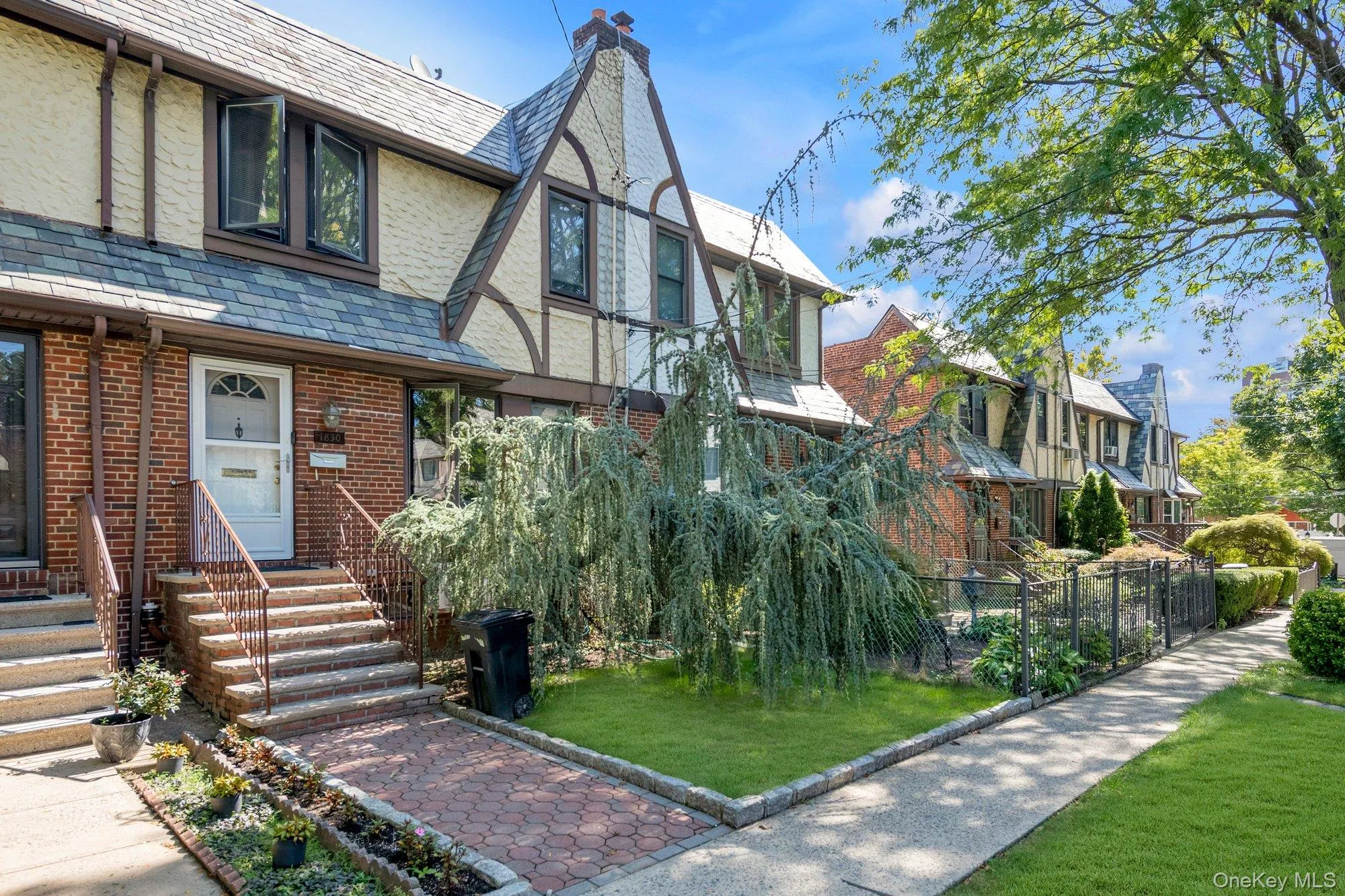 1830 Narragansett Avenue, New York, NY, 3 Bedrooms Bedrooms, 8 Rooms Rooms,1 BathroomBathrooms,Residential,For Rent,Narragansett,0,1055058 1830 Narragansett Avenue, New York, NY, 3 Bedrooms Bedrooms, 8 Rooms Rooms,1 BathroomBathrooms,Residential,For Rent,Narragansett,0,1055058