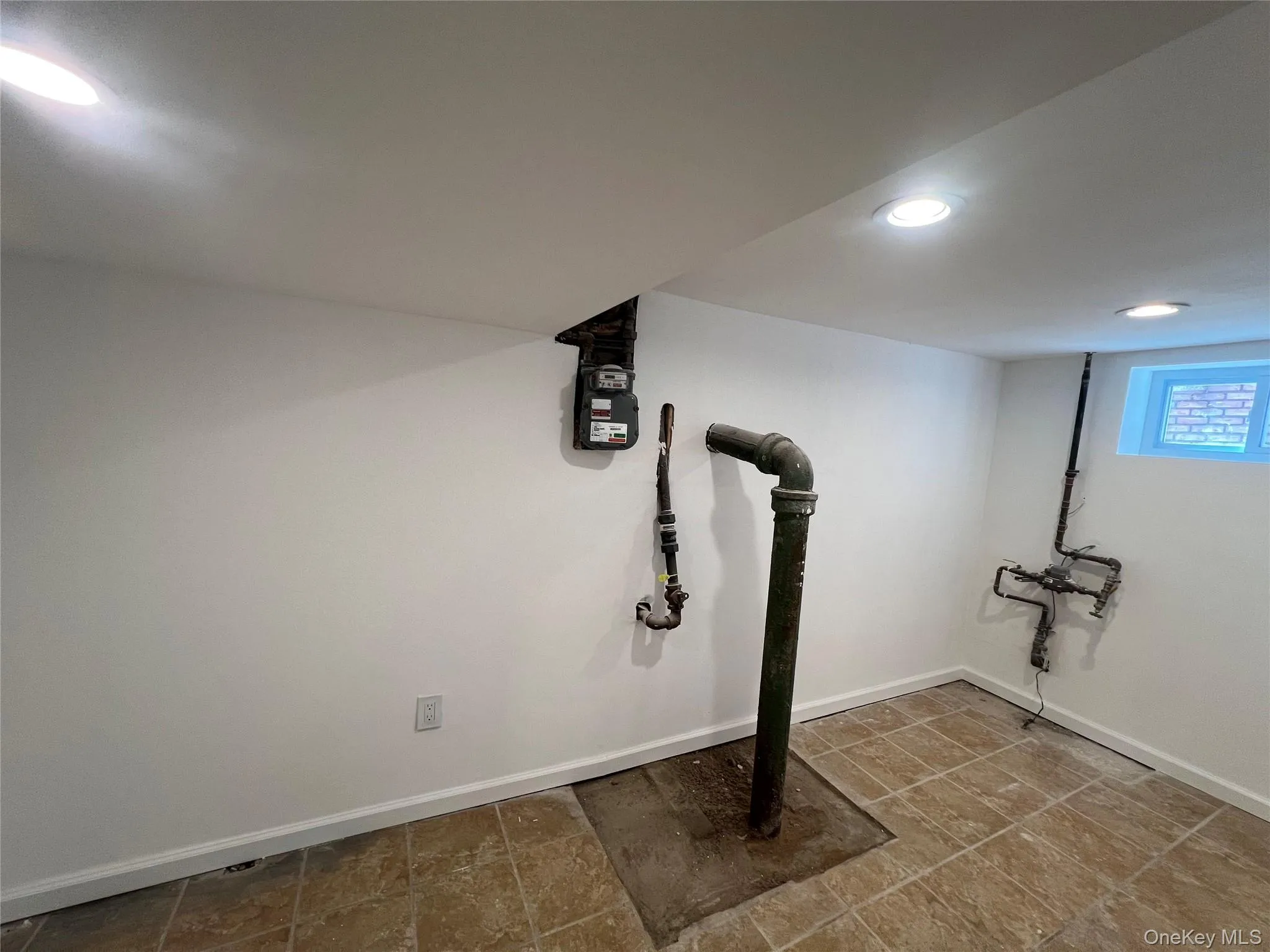 16731 109th Avenue, New York, NY, 5 Bedrooms Bedrooms, 12 Rooms Rooms,3 BathroomsBathrooms,Residential,For Rent,109th,0,1055059 16731 109th Avenue, New York, NY, 5 Bedrooms Bedrooms, 12 Rooms Rooms,3 BathroomsBathrooms,Residential,For Rent,109th,0,1055059