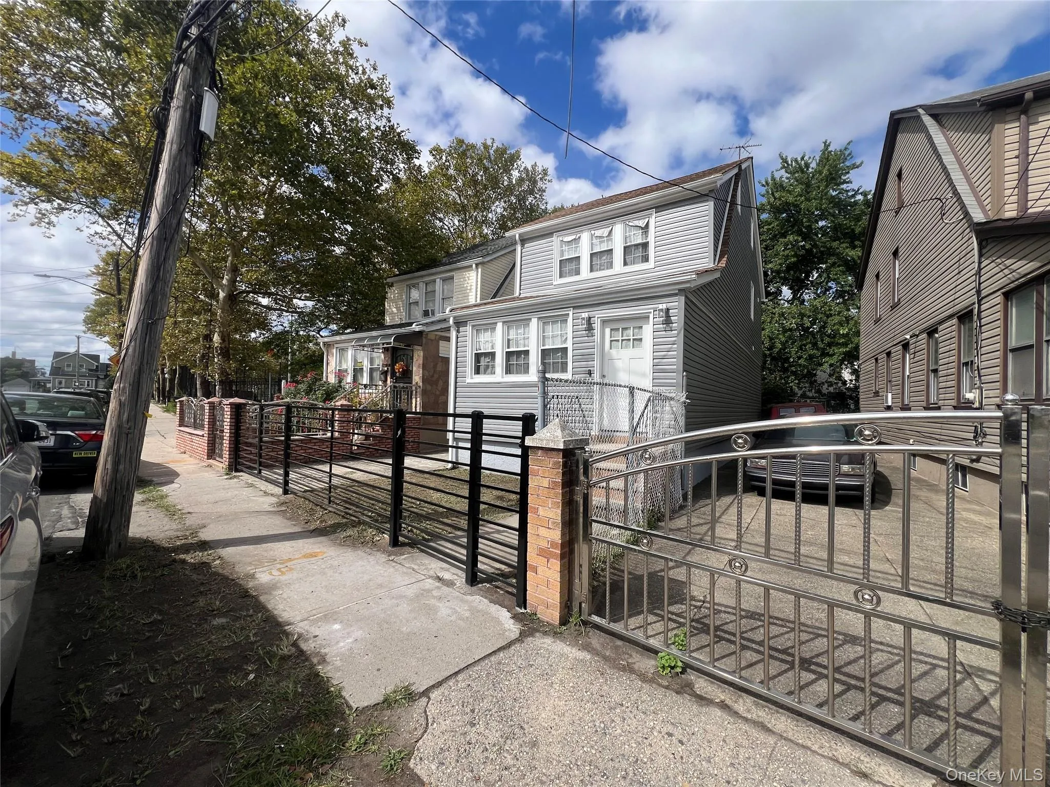 16731 109th Avenue, New York, NY, 5 Bedrooms Bedrooms, 12 Rooms Rooms,3 BathroomsBathrooms,Residential,For Rent,109th,0,1055059 16731 109th Avenue, New York, NY, 5 Bedrooms Bedrooms, 12 Rooms Rooms,3 BathroomsBathrooms,Residential,For Rent,109th,0,1055059