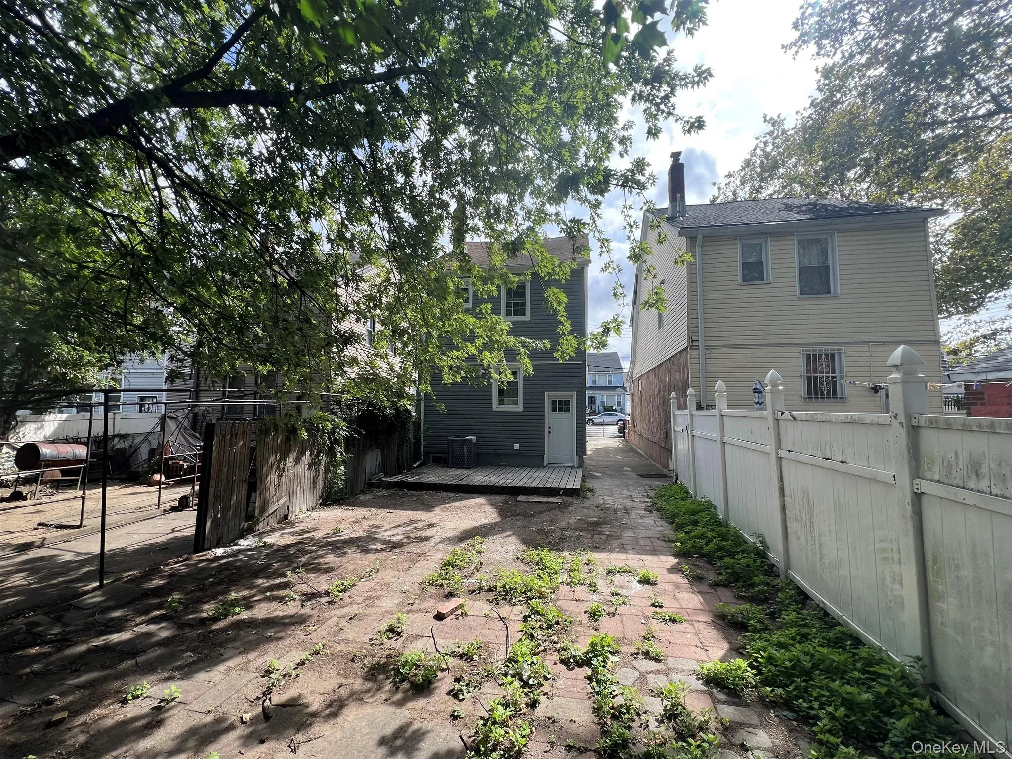 16731 109th Avenue, New York, NY, 5 Bedrooms Bedrooms, 12 Rooms Rooms,3 BathroomsBathrooms,Residential,For Rent,109th,0,1055059 16731 109th Avenue, New York, NY, 5 Bedrooms Bedrooms, 12 Rooms Rooms,3 BathroomsBathrooms,Residential,For Rent,109th,0,1055059