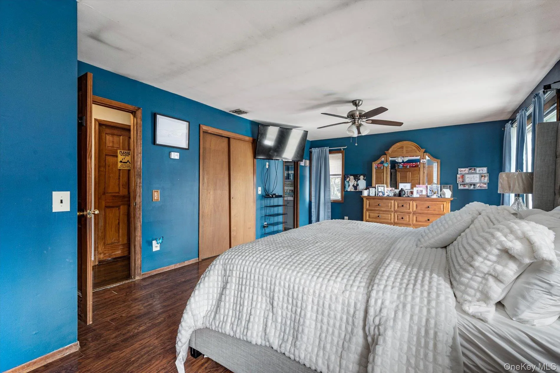270 Old Commack Road, Smithtown, NY, 4 Bedrooms Bedrooms, 8 Rooms Rooms,3 BathroomsBathrooms,Residential,For Rent,Old Commack,0,1055060 270 Old Commack Road, Smithtown, NY, 4 Bedrooms Bedrooms, 8 Rooms Rooms,3 BathroomsBathrooms,Residential,For Rent,Old Commack,0,1055060