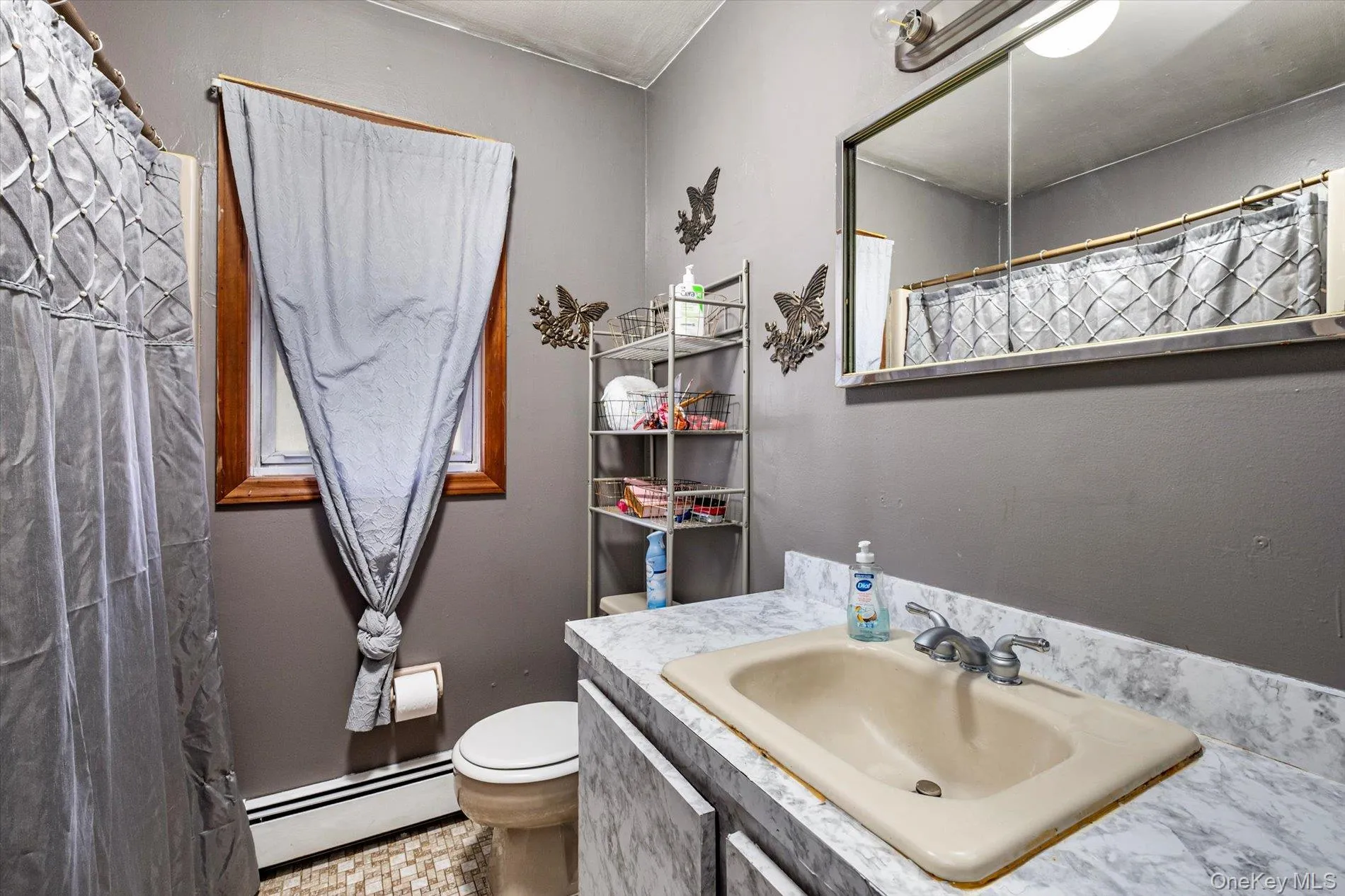 270 Old Commack Road, Smithtown, NY, 4 Bedrooms Bedrooms, 8 Rooms Rooms,3 BathroomsBathrooms,Residential,For Rent,Old Commack,0,1055060 270 Old Commack Road, Smithtown, NY, 4 Bedrooms Bedrooms, 8 Rooms Rooms,3 BathroomsBathrooms,Residential,For Rent,Old Commack,0,1055060