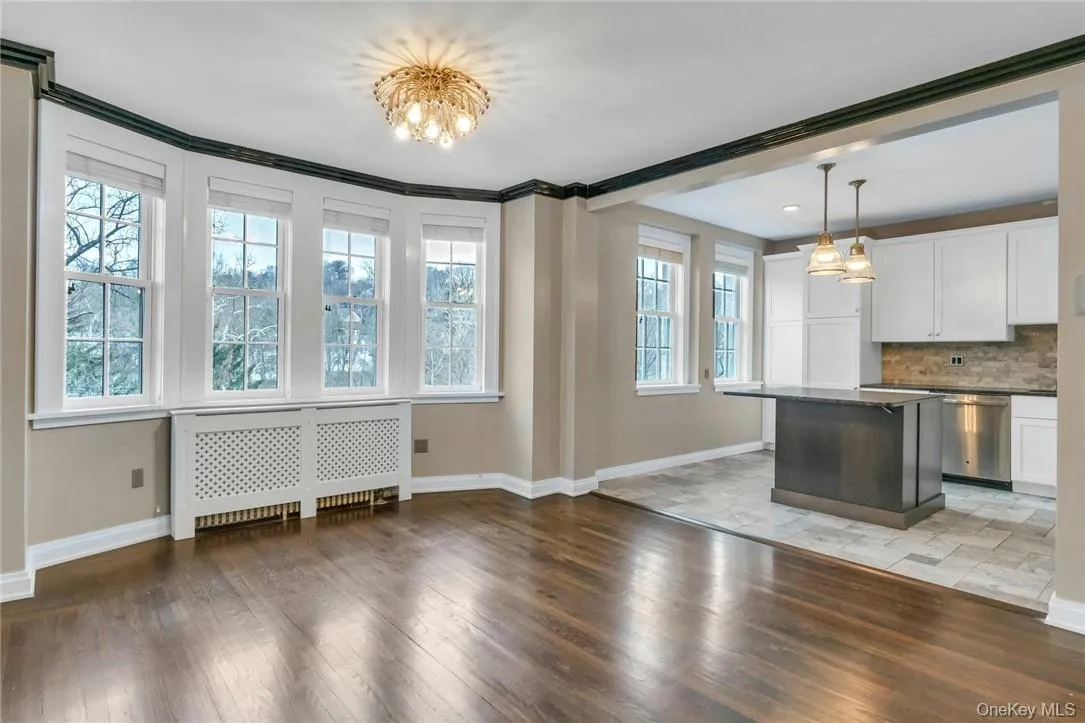26 Parkway, Scarsdale, NY, 2 Bedroom Bedrooms, 4 Room Rooms,1 BathroomBathrooms,Residential Lease,For Rent,Parkway,0,1055067 26 Parkway, Scarsdale, NY, 2 Bedroom Bedrooms, 4 Room Rooms,1 BathroomBathrooms,Residential Lease,For Rent,Parkway,0,1055067