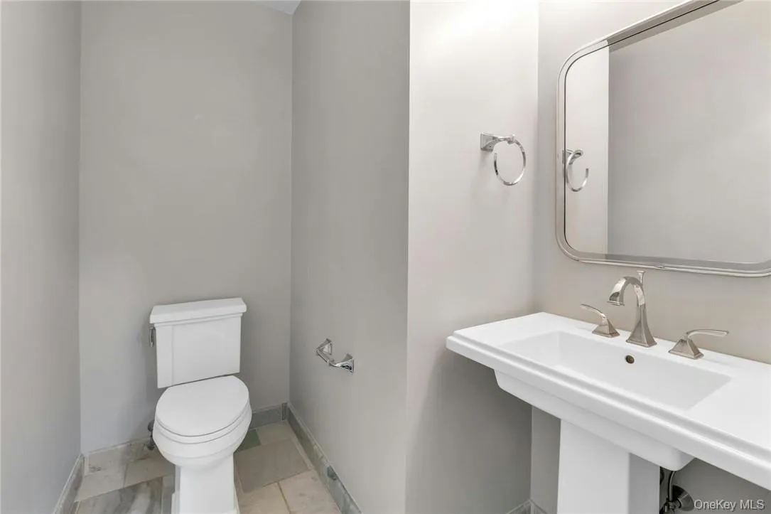 26 Parkway, Scarsdale, NY, 2 Bedroom Bedrooms, 4 Room Rooms,1 BathroomBathrooms,Residential Lease,For Rent,Parkway,0,1055067 26 Parkway, Scarsdale, NY, 2 Bedroom Bedrooms, 4 Room Rooms,1 BathroomBathrooms,Residential Lease,For Rent,Parkway,0,1055067