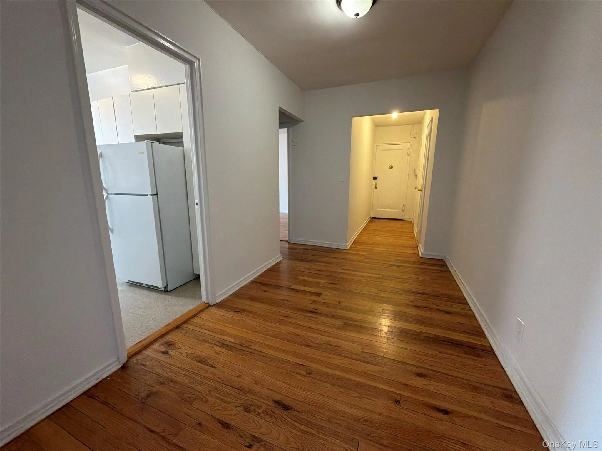 23 Schenck Avenue, North Hempstead, NY, 1 Bedroom Bedrooms, 3 Rooms Rooms,1 BathroomBathrooms,Residential Lease,For Rent,Schenck,0,1055068 23 Schenck Avenue, North Hempstead, NY, 1 Bedroom Bedrooms, 3 Rooms Rooms,1 BathroomBathrooms,Residential Lease,For Rent,Schenck,0,1055068