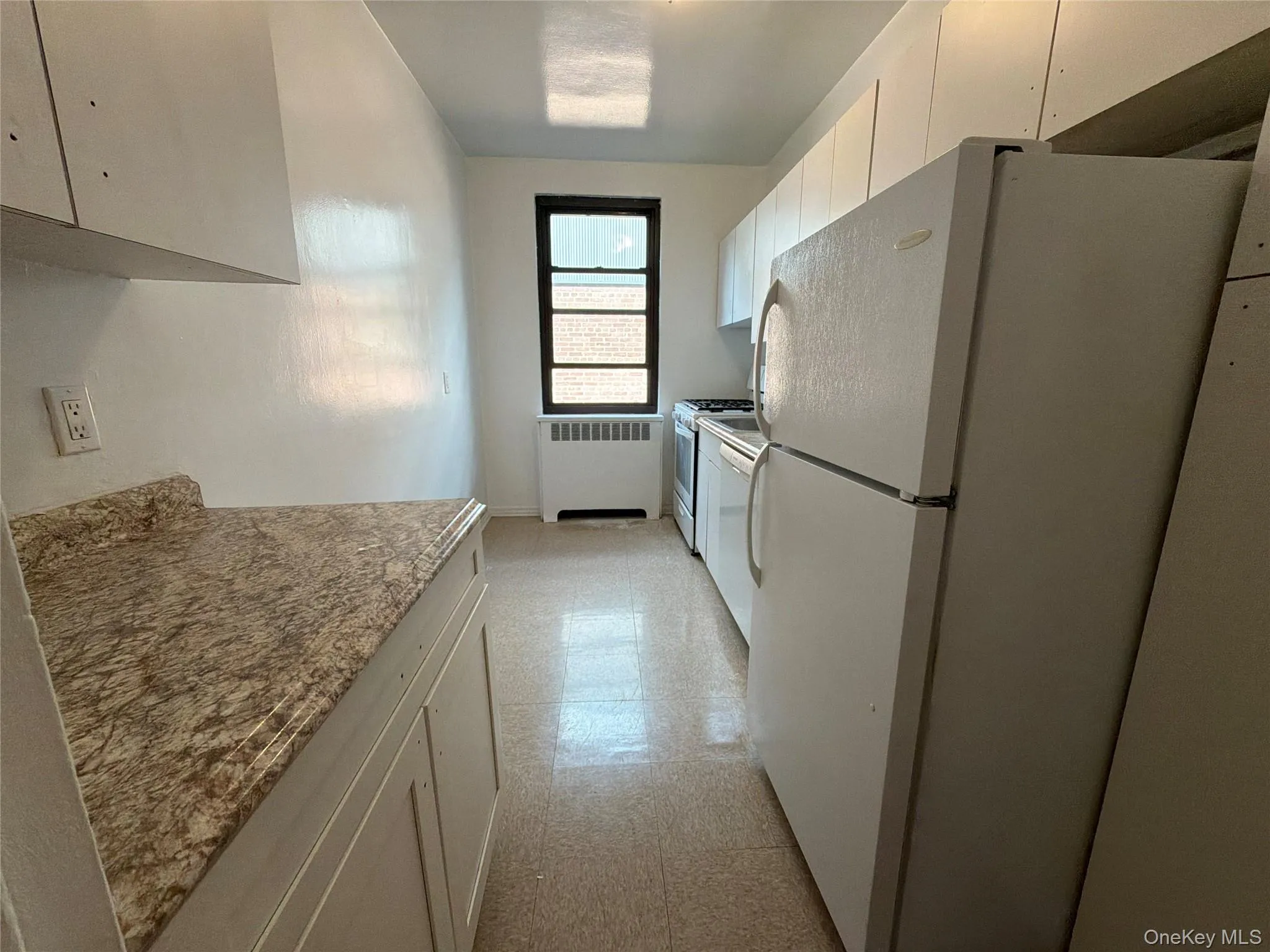 23 Schenck Avenue, North Hempstead, NY, 1 Bedroom Bedrooms, 3 Rooms Rooms,1 BathroomBathrooms,Residential Lease,For Rent,Schenck,0,1055068 23 Schenck Avenue, North Hempstead, NY, 1 Bedroom Bedrooms, 3 Rooms Rooms,1 BathroomBathrooms,Residential Lease,For Rent,Schenck,0,1055068