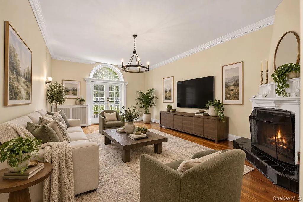 111 Broadway, Greenburgh, NY, 2 Bedroom Bedrooms, 4 Room Rooms,1 BathroomBathrooms,Residential Lease,For Rent,Broadway,0,1055069 111 Broadway, Greenburgh, NY, 2 Bedroom Bedrooms, 4 Room Rooms,1 BathroomBathrooms,Residential Lease,For Rent,Broadway,0,1055069