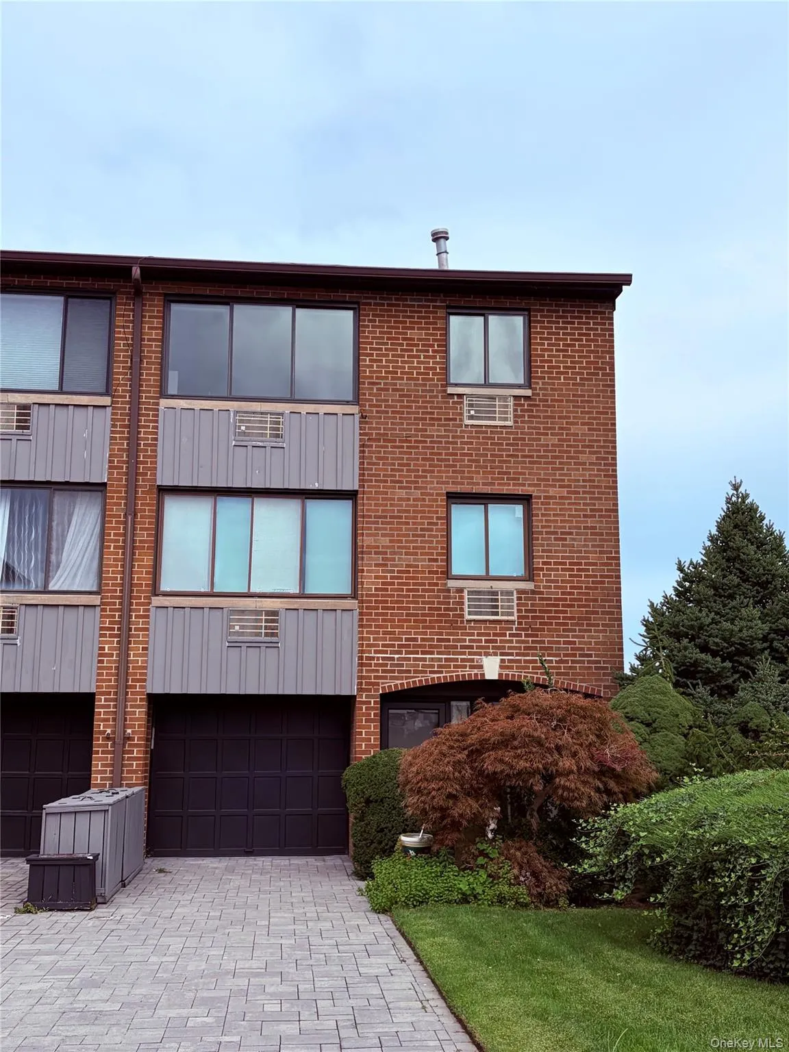 15419 Riverside Drive, New York, NY, 3 Bedrooms Bedrooms, 5 Rooms Rooms,2 BathroomsBathrooms,Residential,For Rent,Riverside,0,1055072 15419 Riverside Drive, New York, NY, 3 Bedrooms Bedrooms, 5 Rooms Rooms,2 BathroomsBathrooms,Residential,For Rent,Riverside,0,1055072
