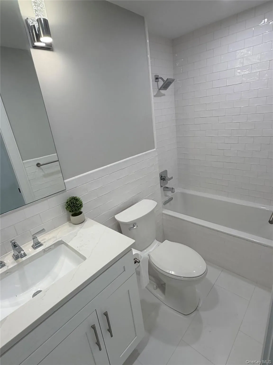 15419 Riverside Drive, New York, NY, 3 Bedrooms Bedrooms, 5 Rooms Rooms,2 BathroomsBathrooms,Residential,For Rent,Riverside,0,1055072 15419 Riverside Drive, New York, NY, 3 Bedrooms Bedrooms, 5 Rooms Rooms,2 BathroomsBathrooms,Residential,For Rent,Riverside,0,1055072